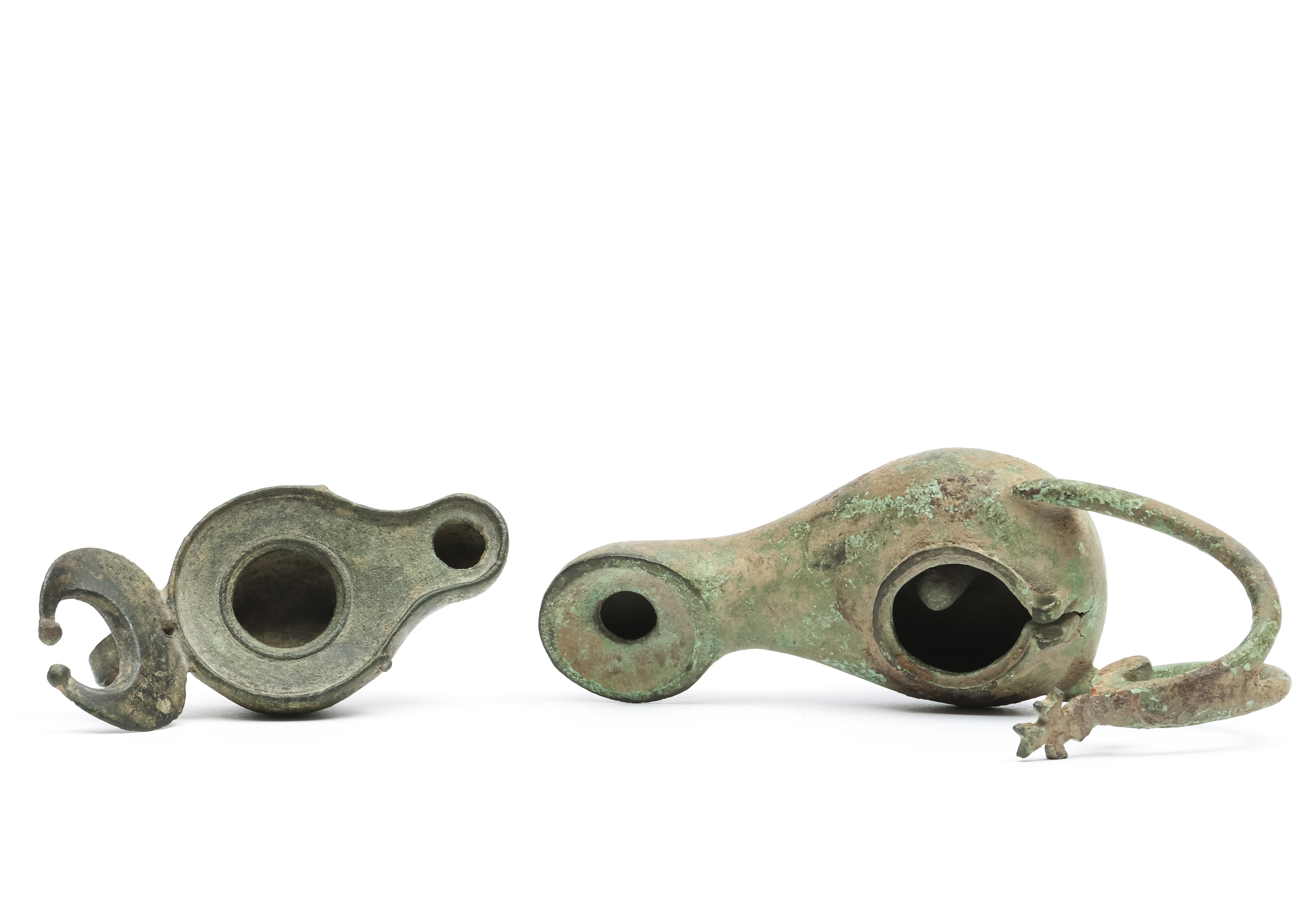 Two Greco-Roman bronze oil lamps, ca. 1st-3rd century AD; - Image 3 of 4