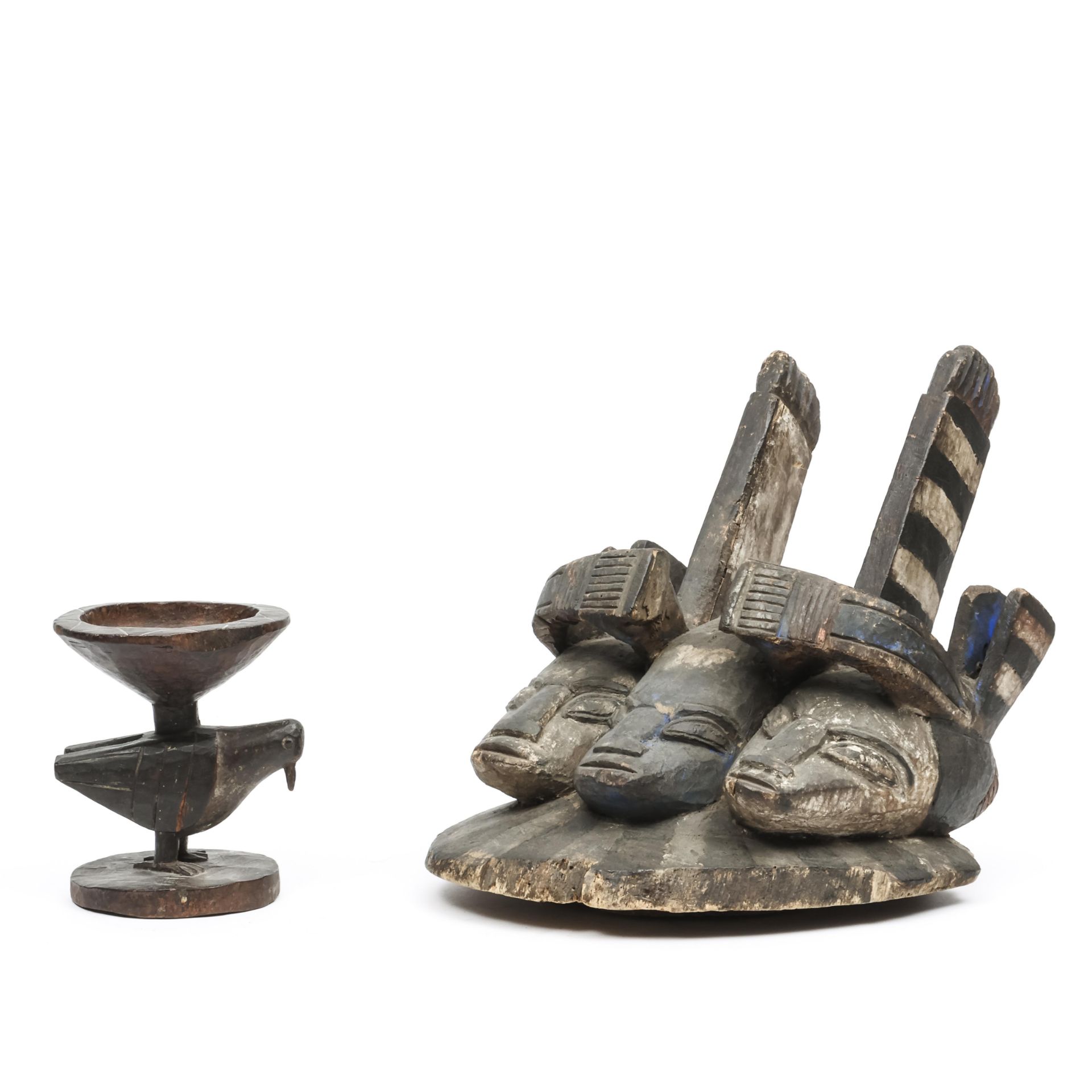 Yoruba, a marionet figure, a three headed Gelede mask and a small Ifa oracle bowl - Bild 2 aus 12