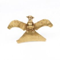 Panama, Veraguas, 14- kt gold pendant in the form of large winged bird, possibly 1200-1600 AD