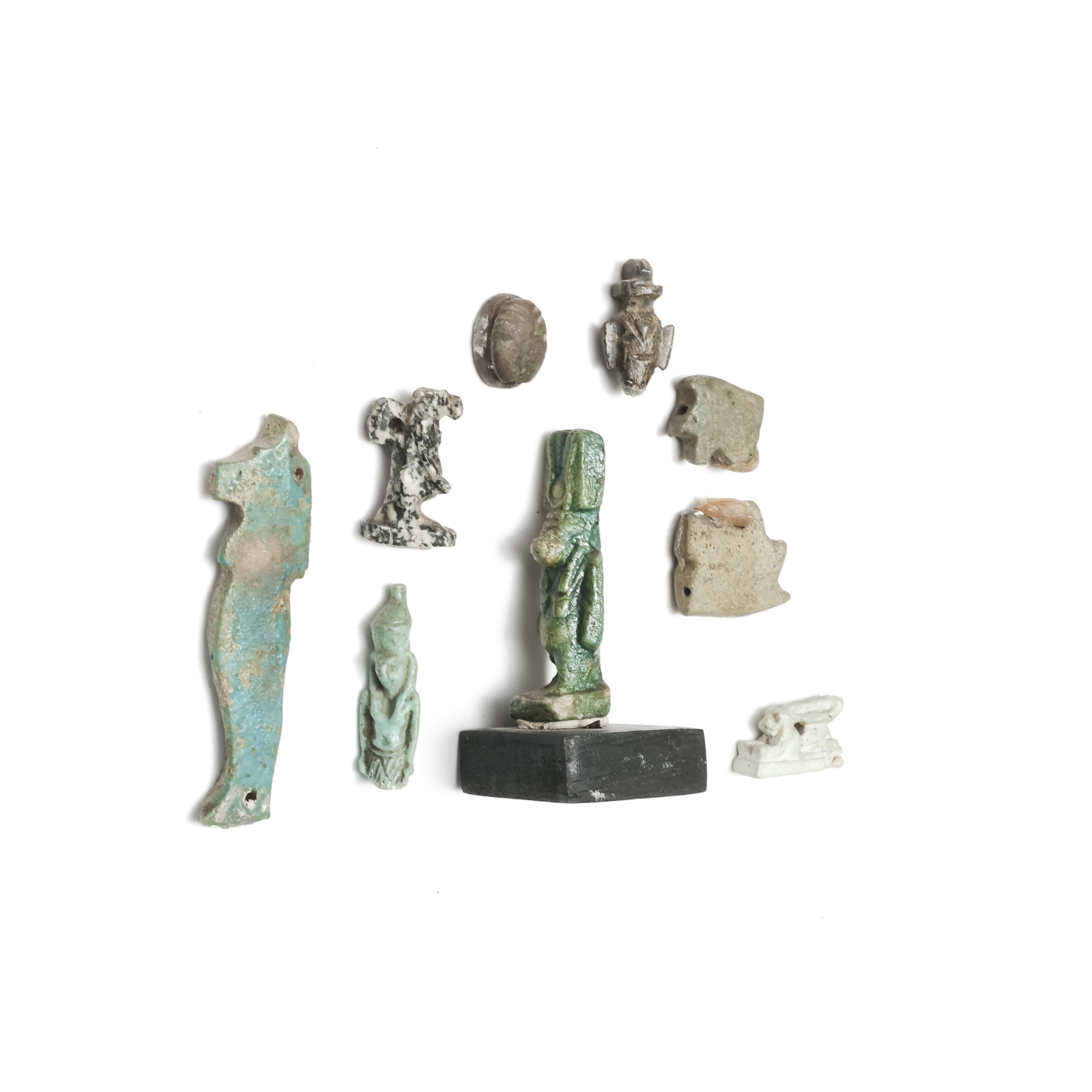 Egypt, various objects, Late Period; - Image 2 of 2