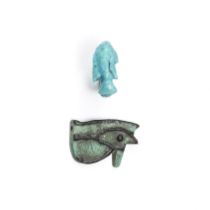 Egypte, blue faience udjat and a ring, Late Period;