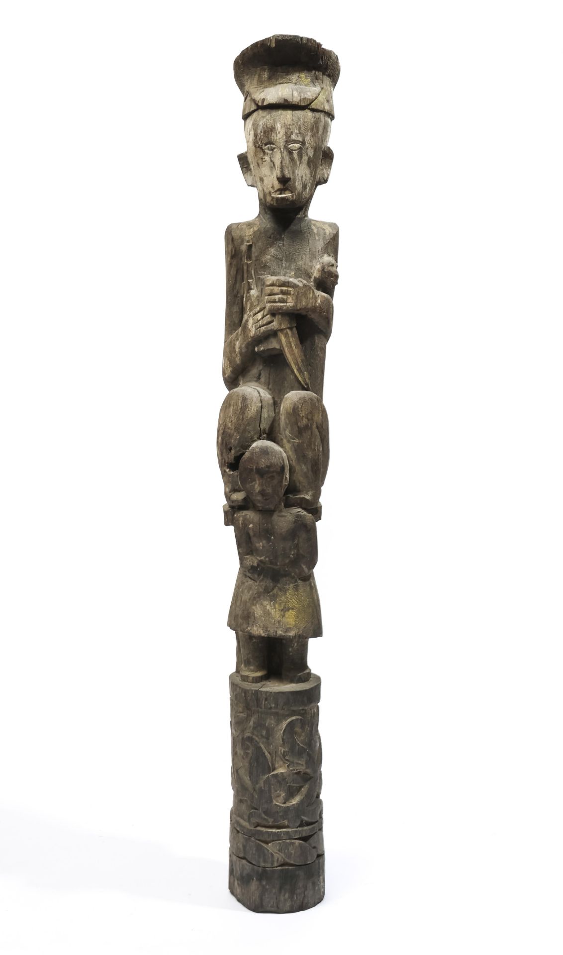 Borneo, East Kalimantan, Benua' Dayak, hampatong, - Image 4 of 8