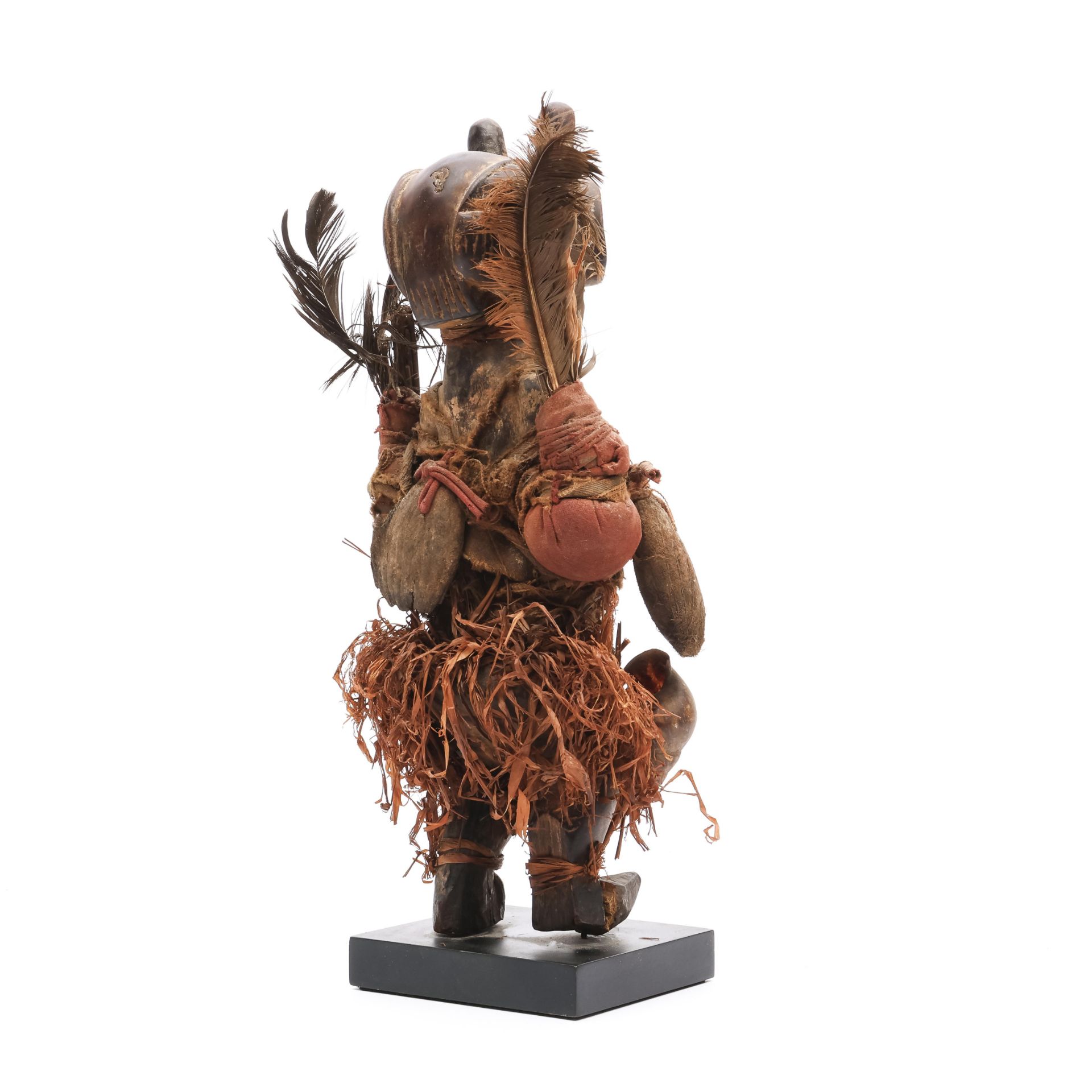 D.R. Congo, Yaka, power figure with a bird's head, cotton, feathers. - Image 2 of 3