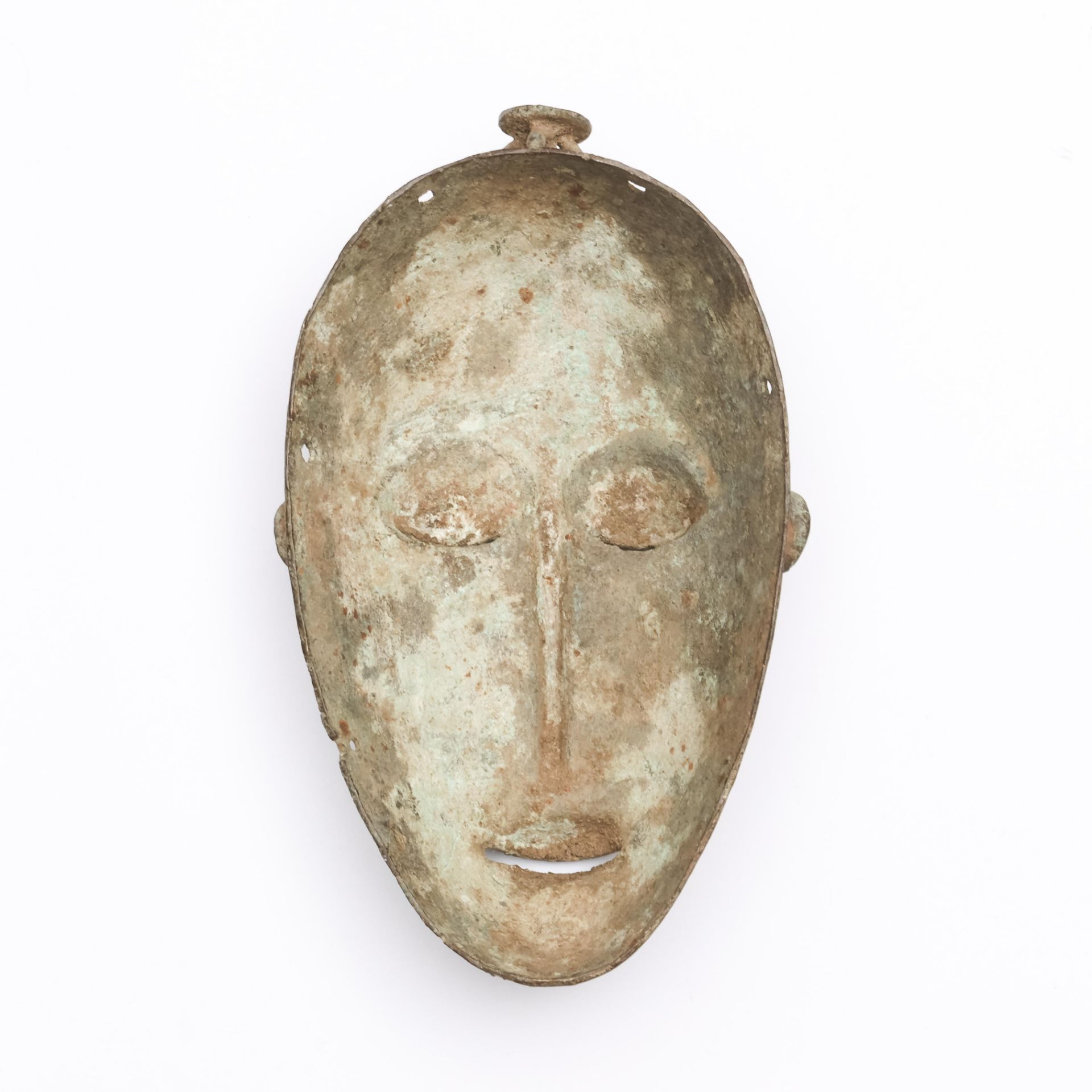 Ivory Coast, copper alloy face mask. - Image 2 of 3