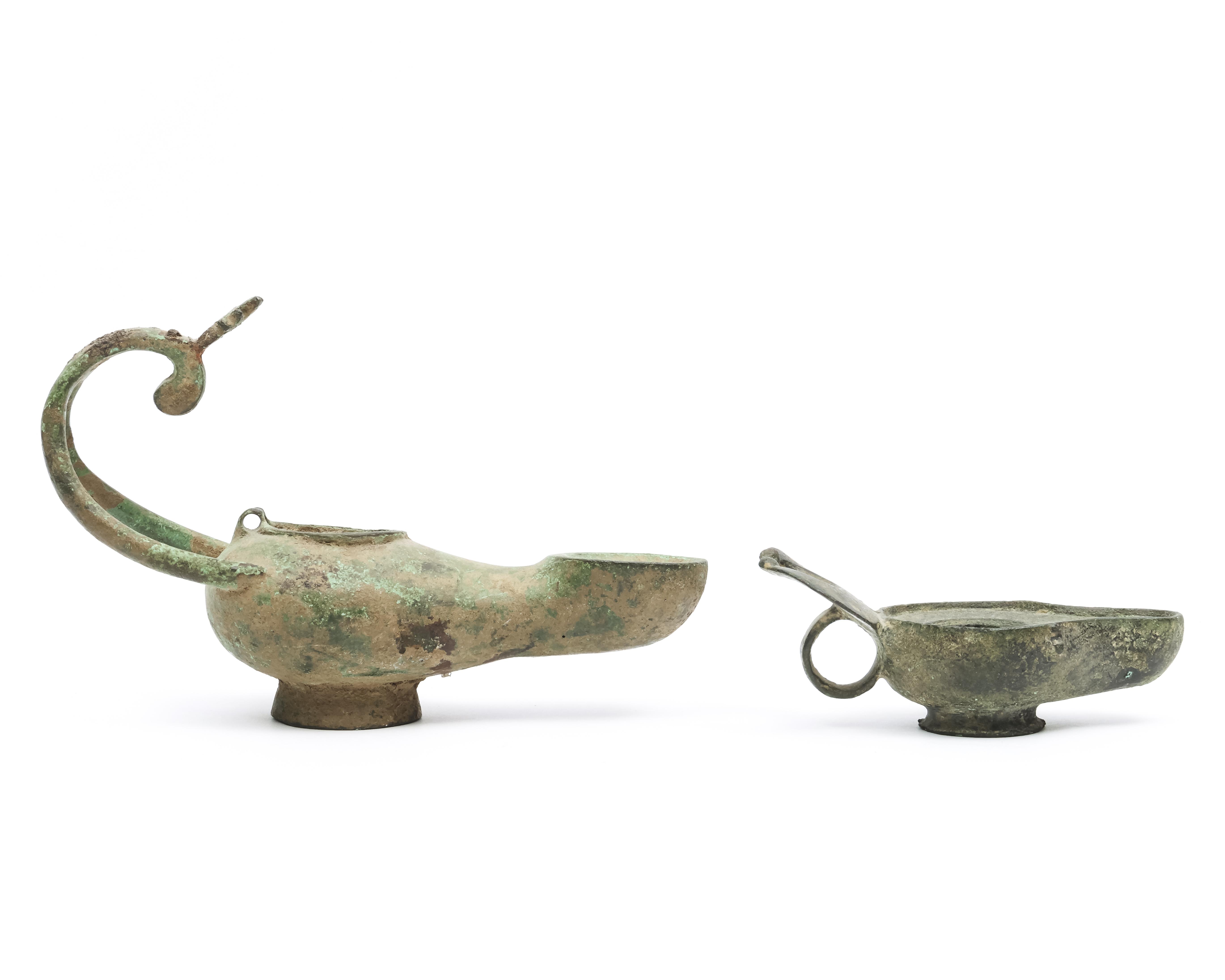 Two Greco-Roman bronze oil lamps, ca. 1st-3rd century AD; - Image 4 of 4