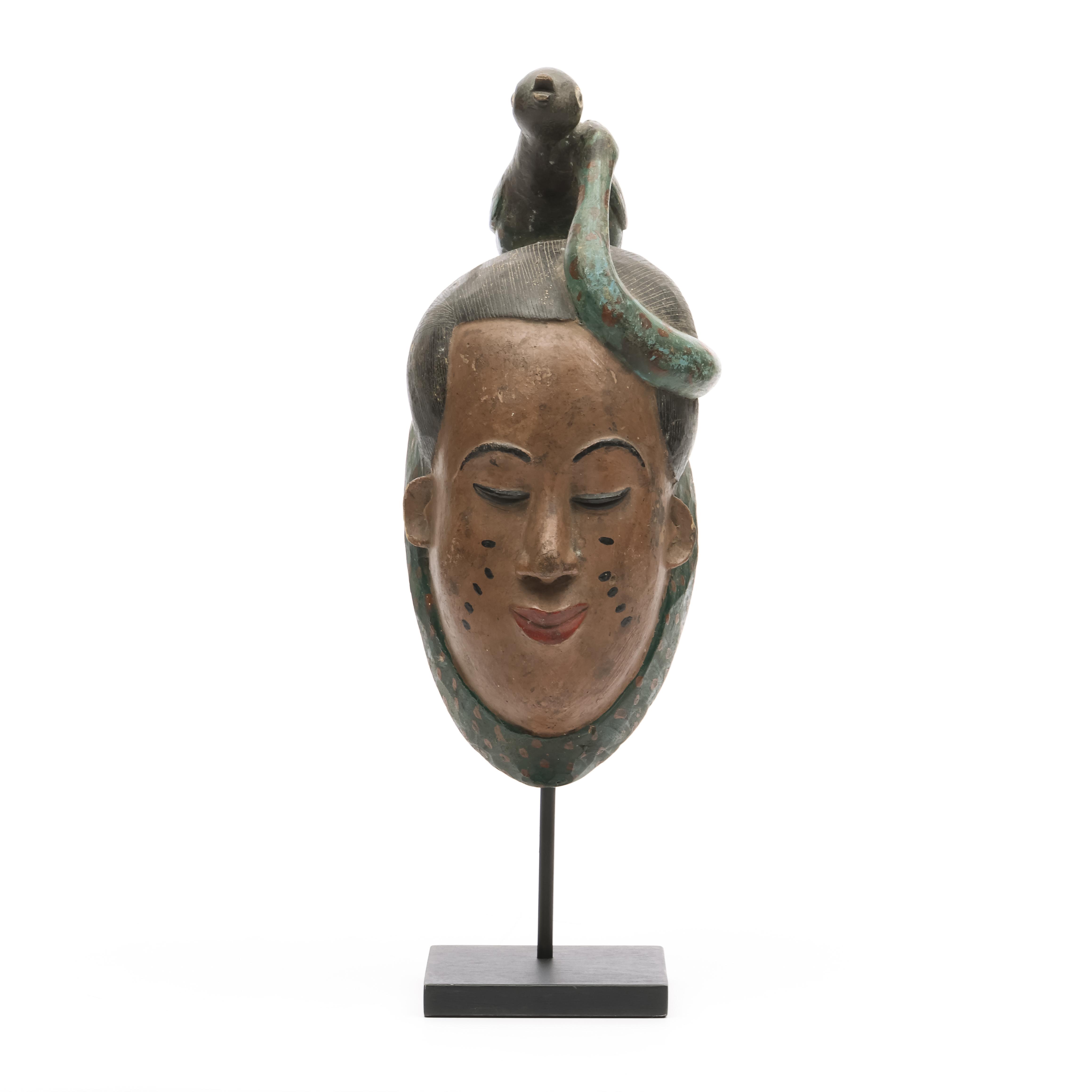 Ivory Coast, Guro, anthropmorphic head surmounted by a bird attacked by snake. - Image 4 of 4