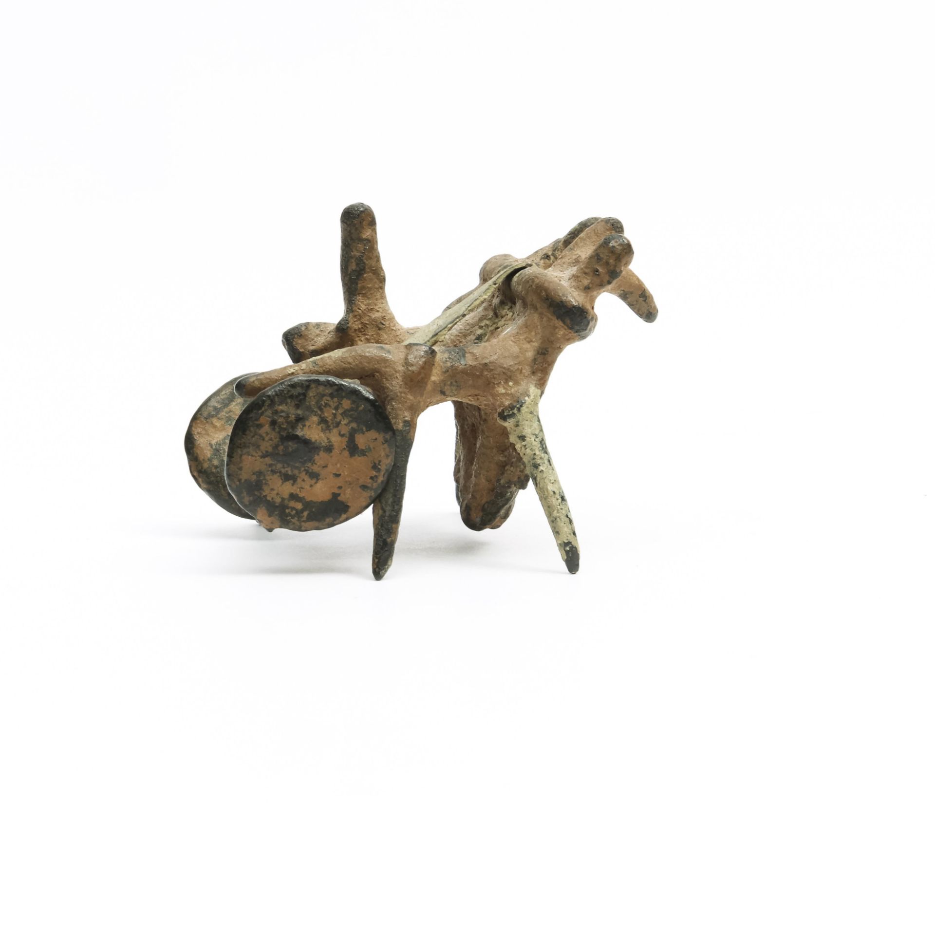 Western Iran, Luristan, bronze small sculpture of two horses with carriage, ca. 1000-600 BC; - Image 3 of 4