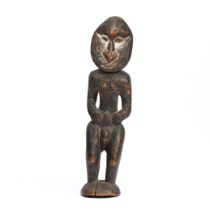 P.N. Guinea, Middle Sepik, Sawos or Iatmul, standing male figure,