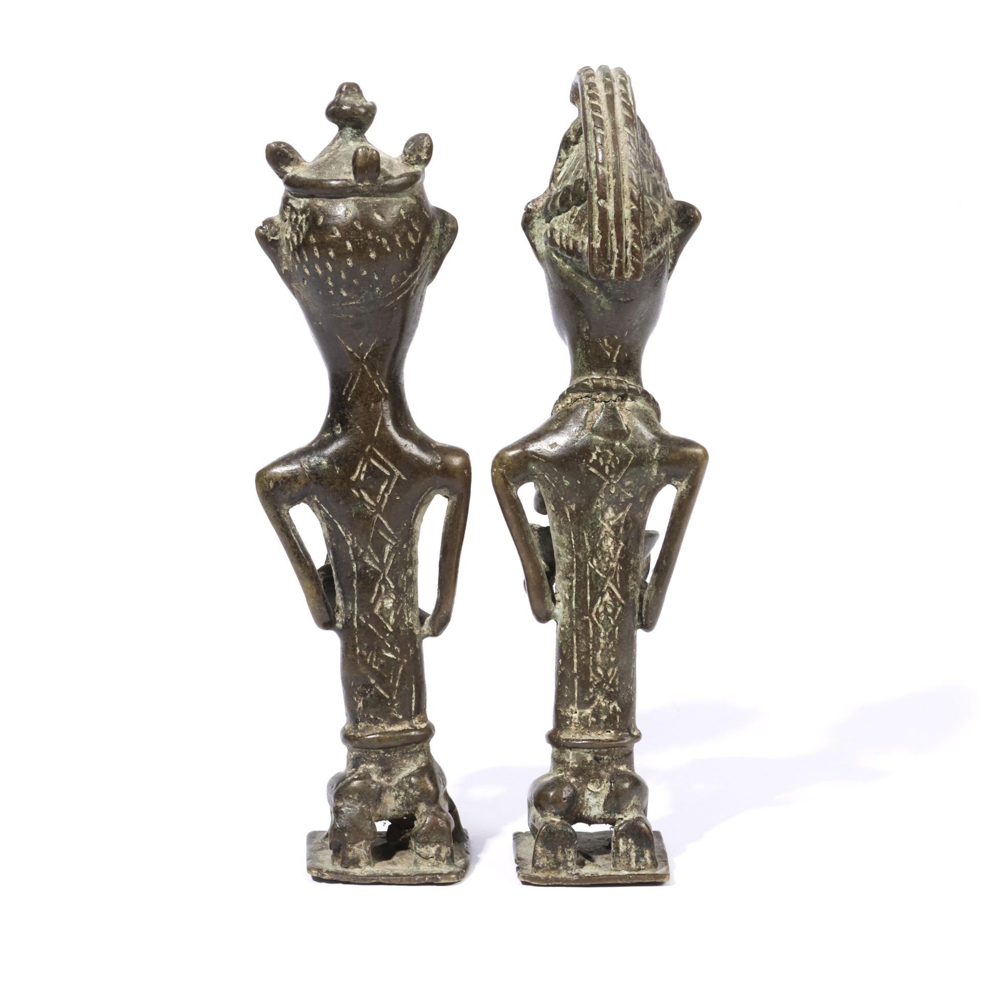 Nigeria, Yoruba, a pair of Ogboni Edan bronzes, - Bild 2 aus 5