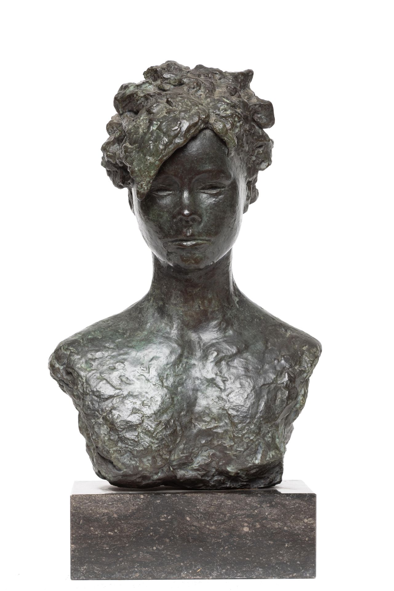 Maita Duval (geb. 1944), groen gepatineerde bronzen buste, 'jongeman', ca. 1980;