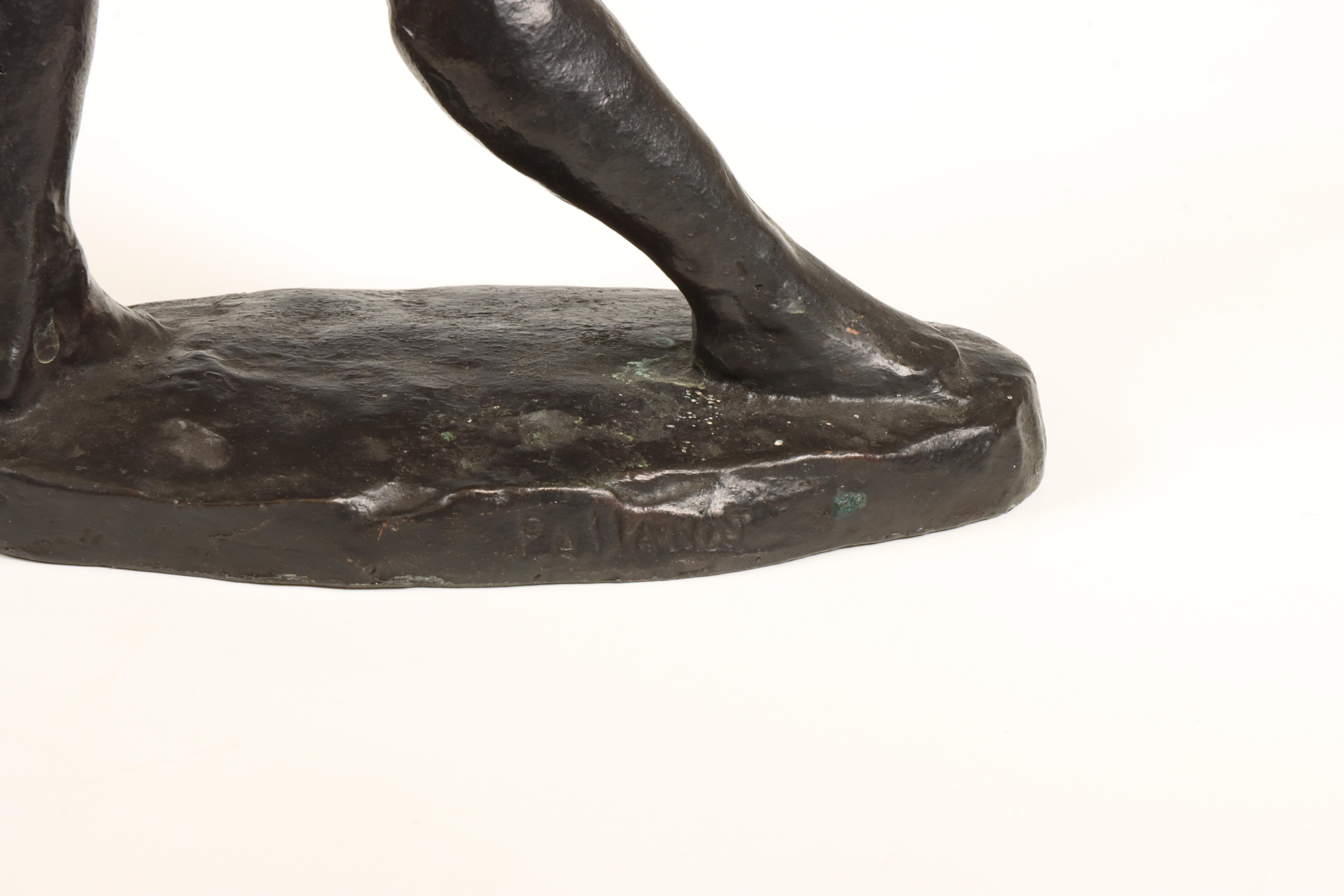 Ch. van Pallandt (1898-1997), zwart gepatineerd bronzen sculptuur 'kleine staande met voet vooruit', - Image 6 of 7