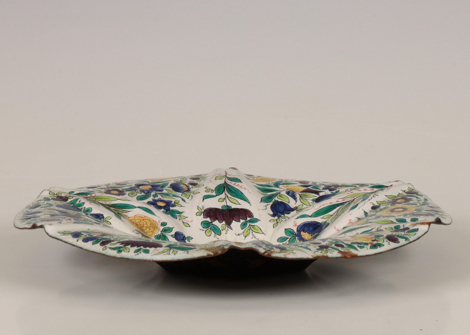 Italië, majolica aardewerk tazza, 17e eeuw. - Image 4 of 6