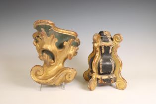 Duitsland, gestoken houten en deels bladgoud vergulde console, Rococo, 18e eeuw;