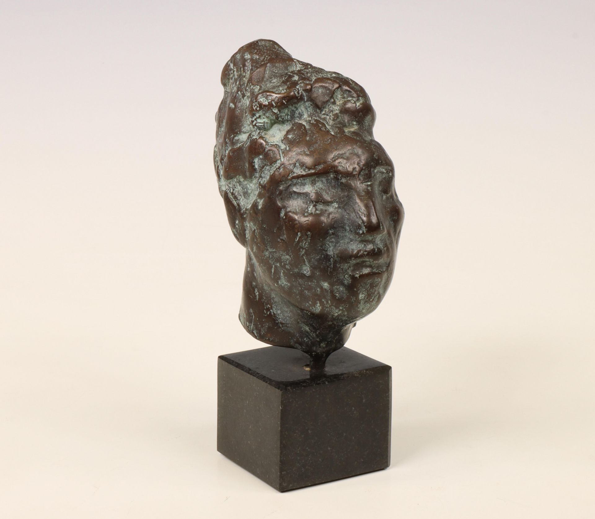Charlotte van Pallandt (1898-1997), bronzen buste, vrouw,