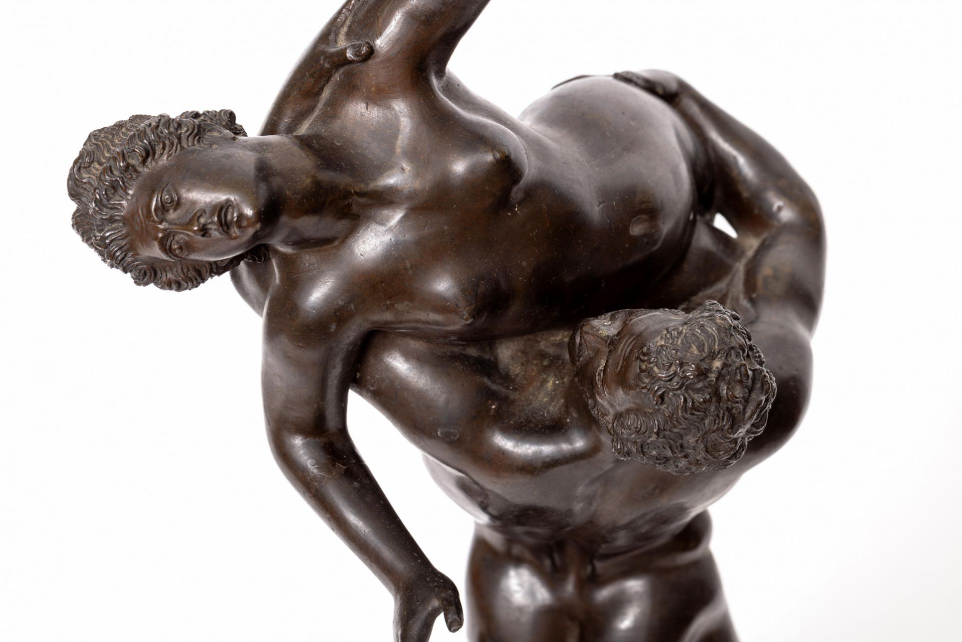 Naar Giambologna, bruin pepatineerd bronzen sculptuur 'Ontvoering van een Sabijnse vrouw' laat 19e e - Bild 2 aus 6