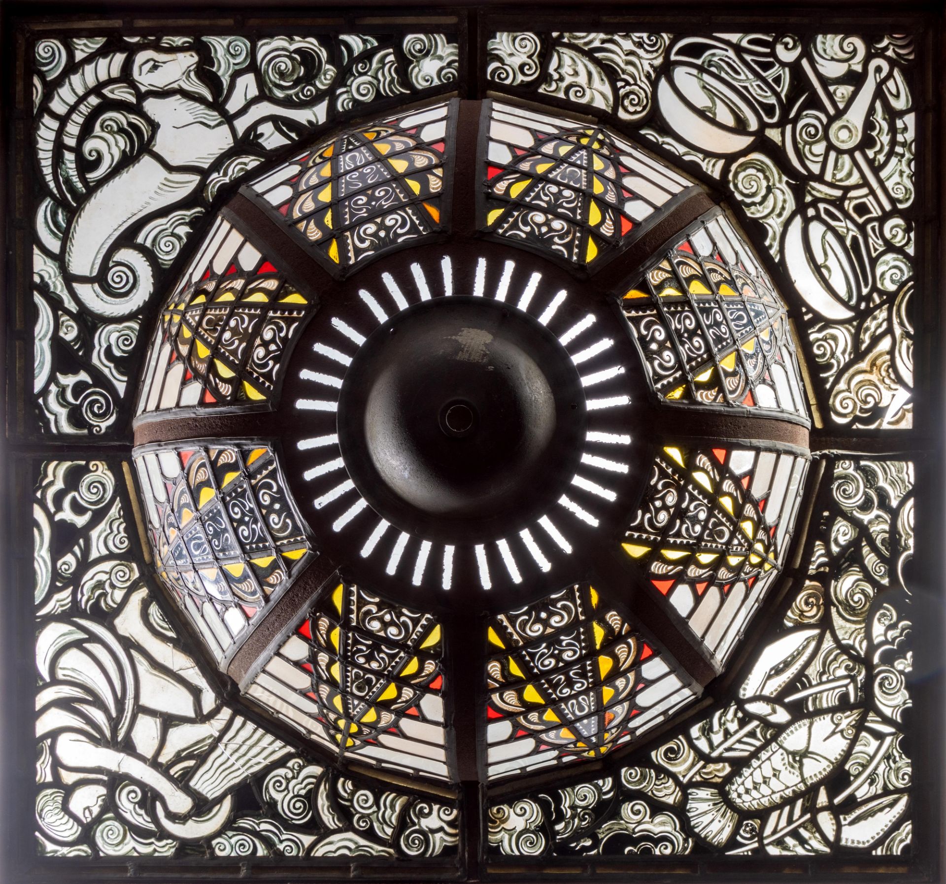 Willem Bogtman (1882-1955), glas in lood koepels met gebrandschilderde afbeeldingen van o.a. de dier - Bild 4 aus 9