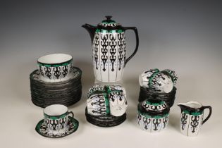 Johann Haviland, Waldershof, porseleinen koffie servies met geometrisch decor in zwart, groen en bla