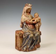 Frankrijk, eikenhouten en polychroom geschilderd sculptuur, madonna met kind, 17e eeuw;