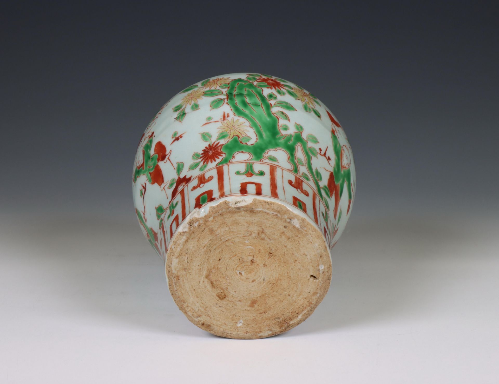 China, a Ming-style red and green glazed baluster vase, - Image 5 of 6
