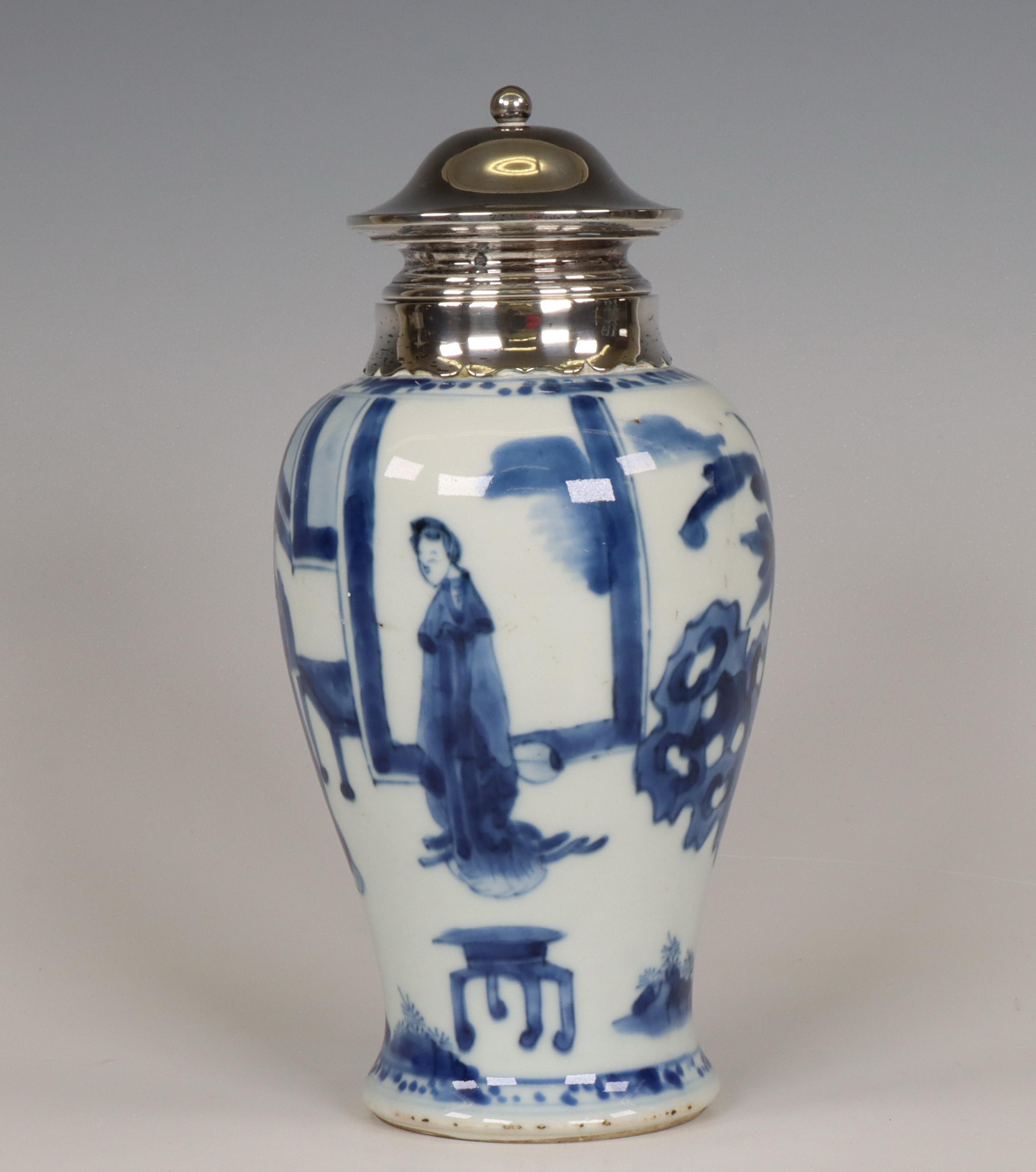 China, a silver-mounted blue and white porcelain vase, Kangxi period (1662-1722), the silver Van Kem - Image 2 of 7