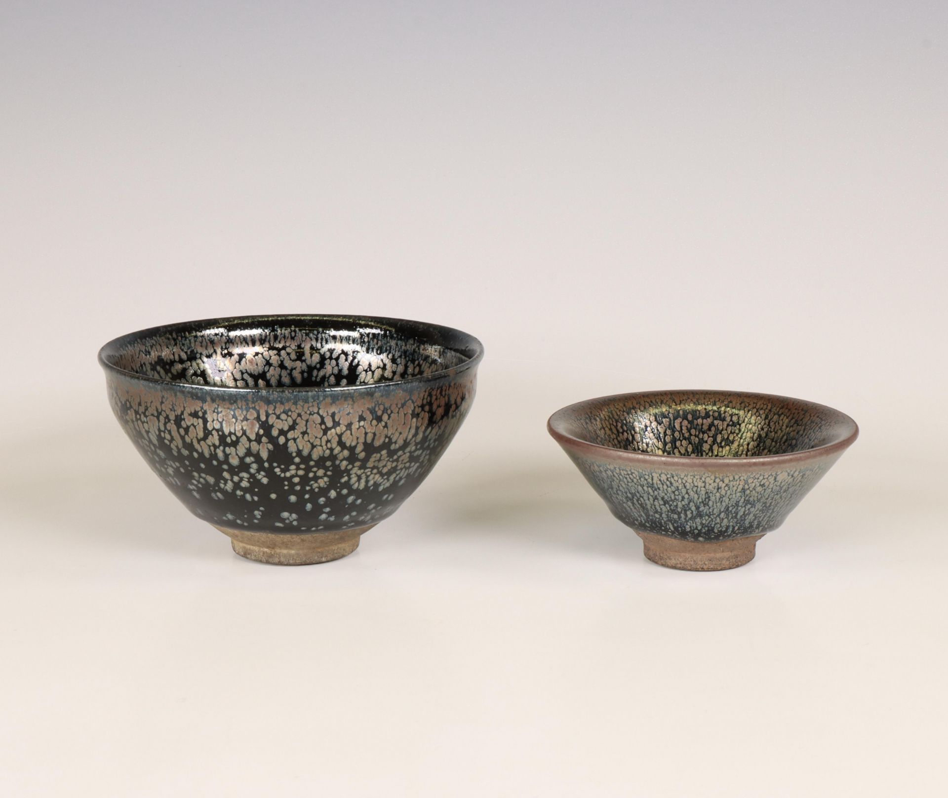 China, two silver-spot earthenware bowls, possibly Song dynasty (960-1279), - Bild 6 aus 6