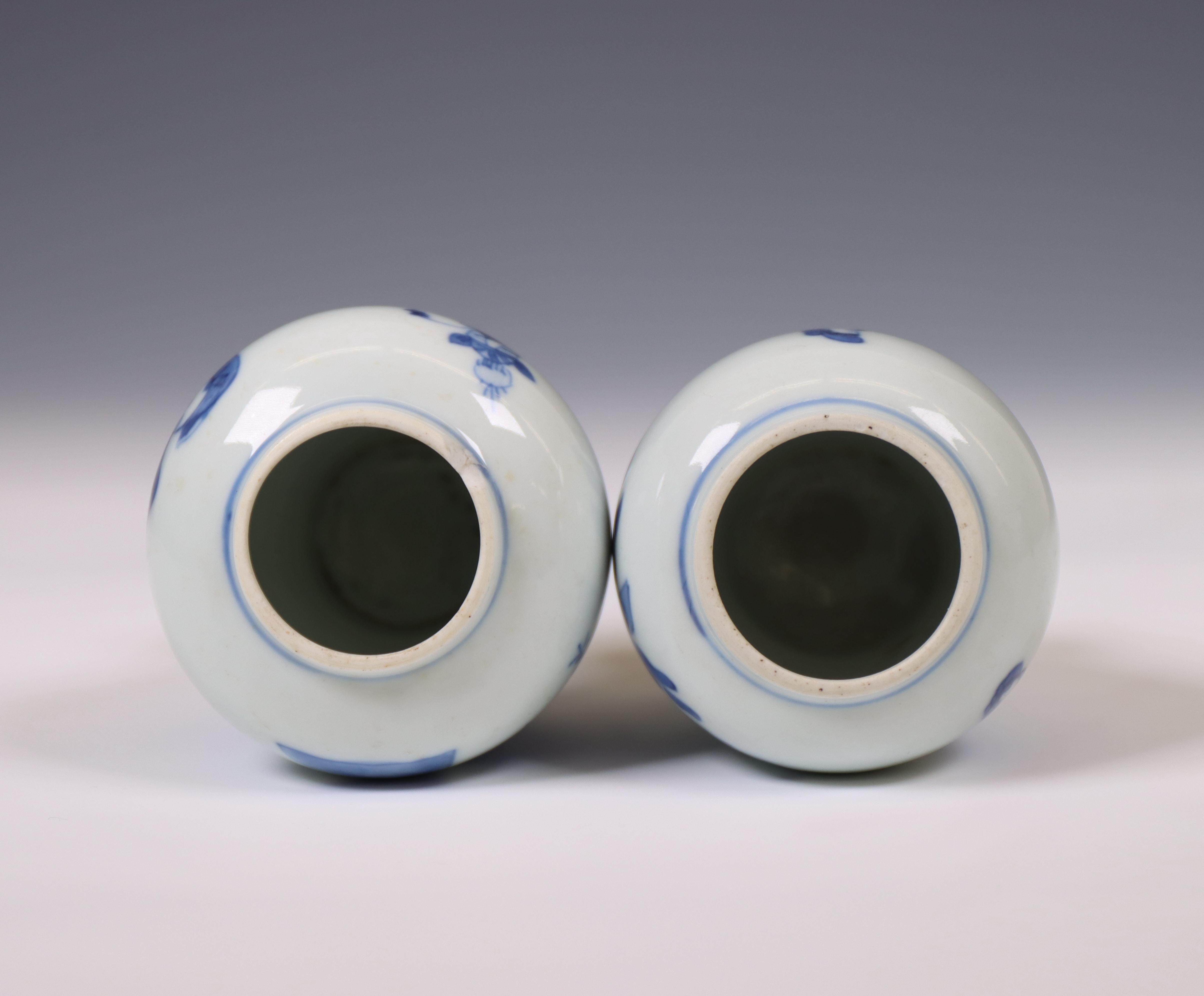 China, two blue and white porcelain jarlets, Kangxi period (1662-1722), - Image 4 of 6