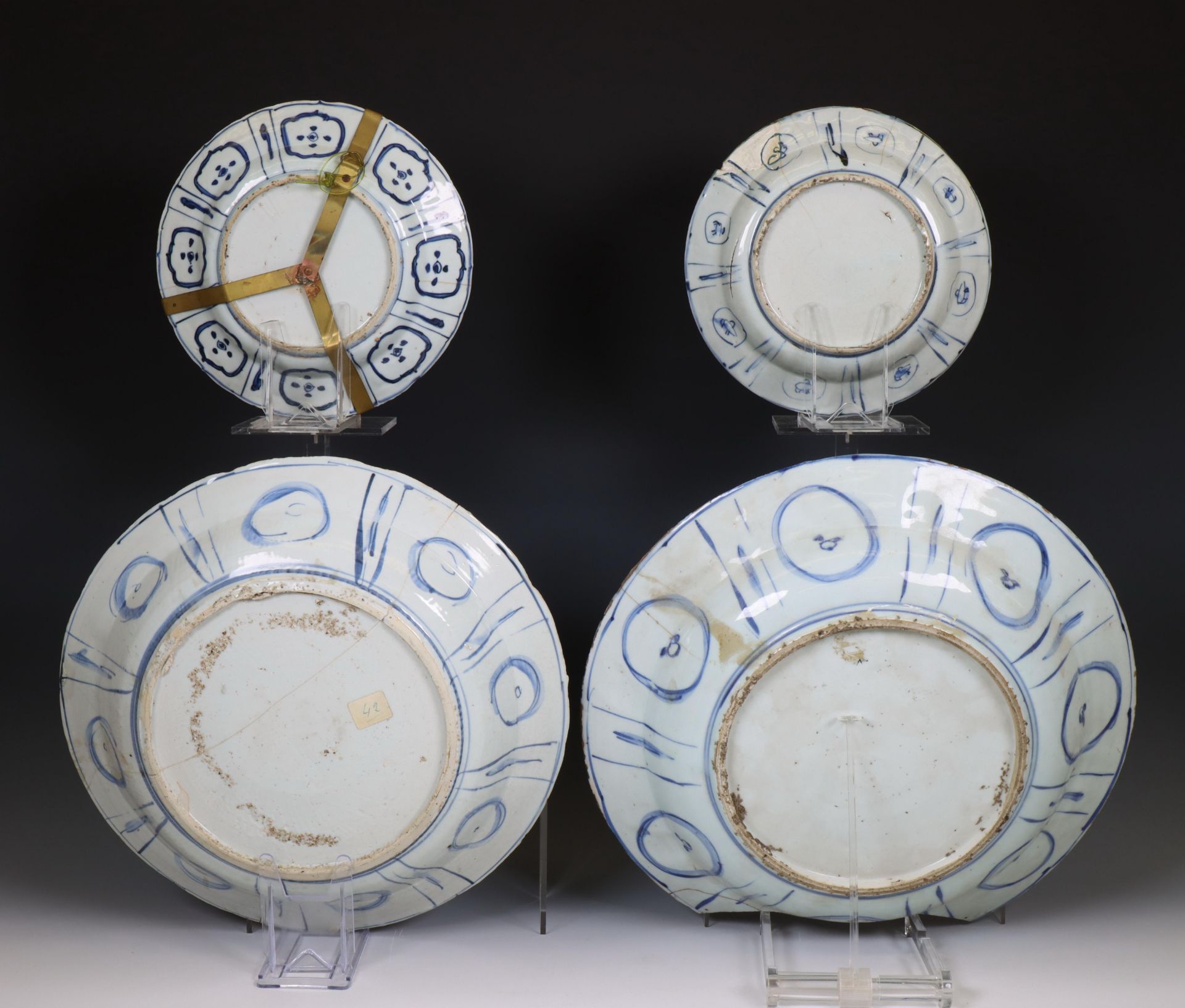 China, a small collection of 'kraak' porcelain dishes, Wanli period (1573-1619), - Bild 2 aus 2