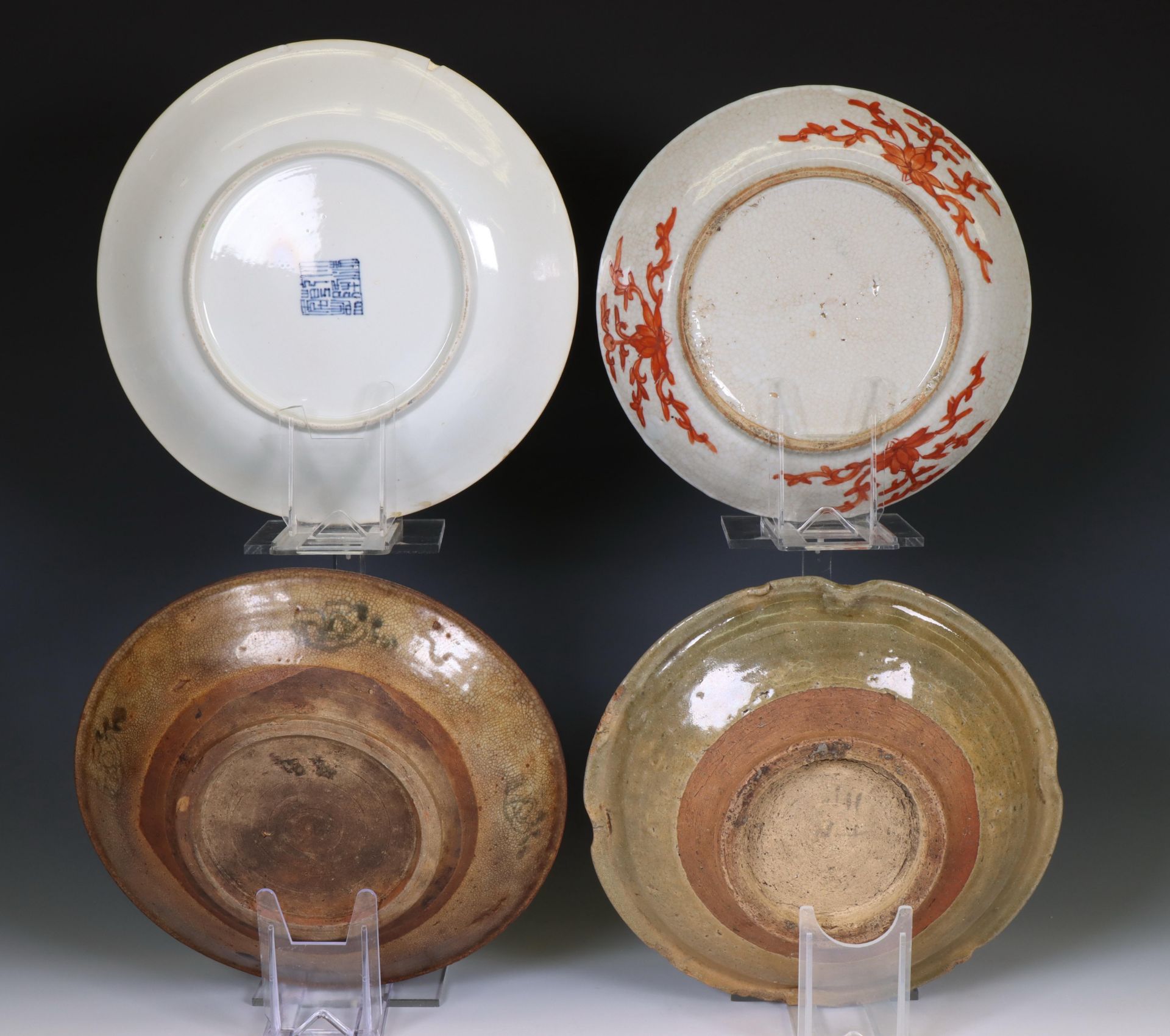 China, four various ceramic dishes, mostly 19th century, - Bild 2 aus 2