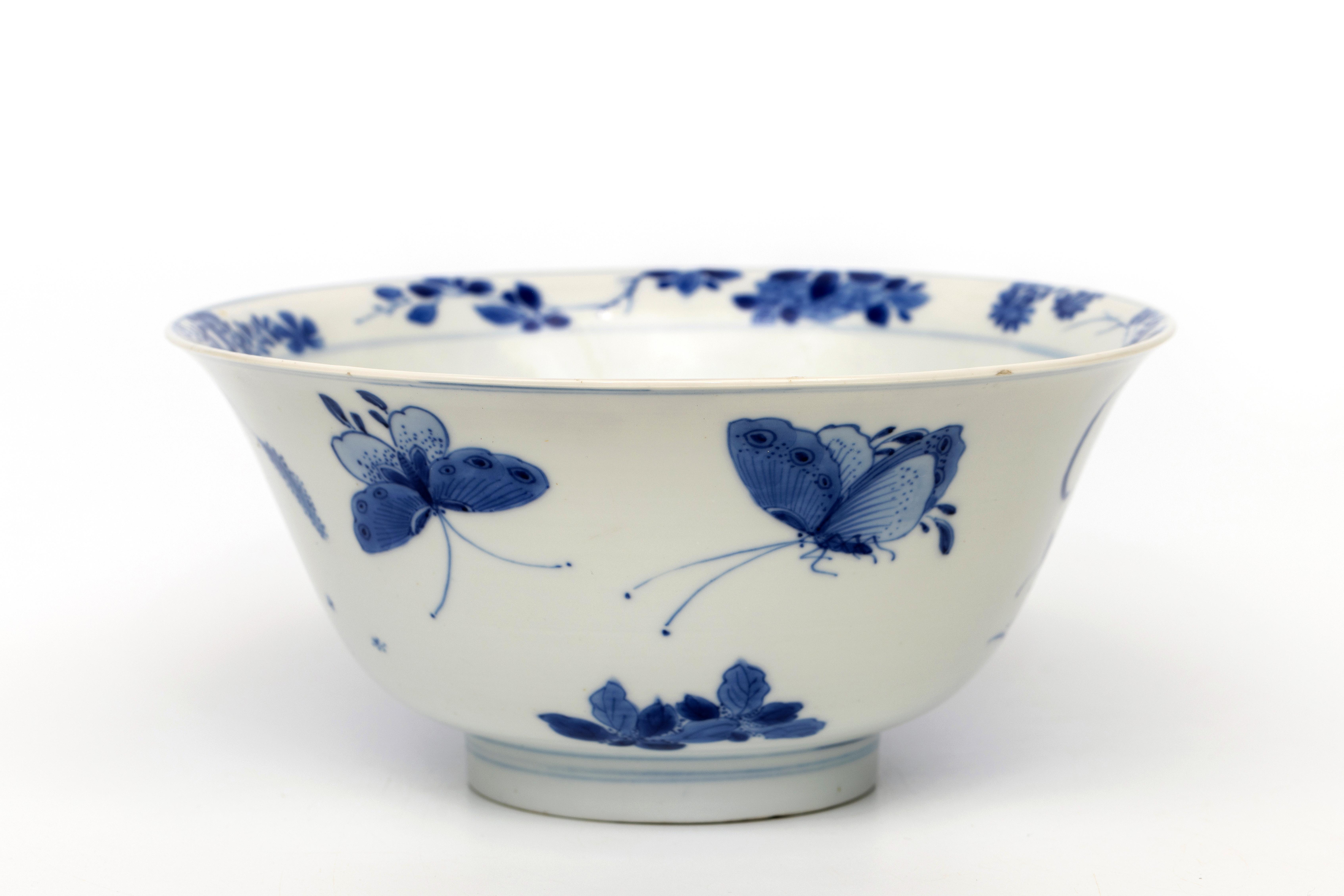 China, a blue and white porcelain bowl, Kangxi period (1662-1722), - Image 6 of 6