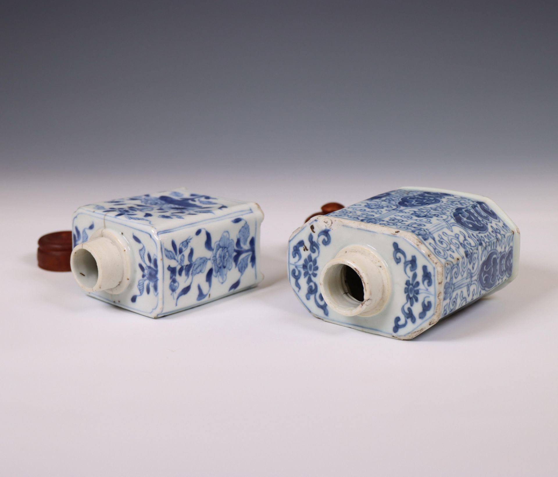 China, two blue and white porcelain tea-caddies, 18th century, - Image 2 of 4