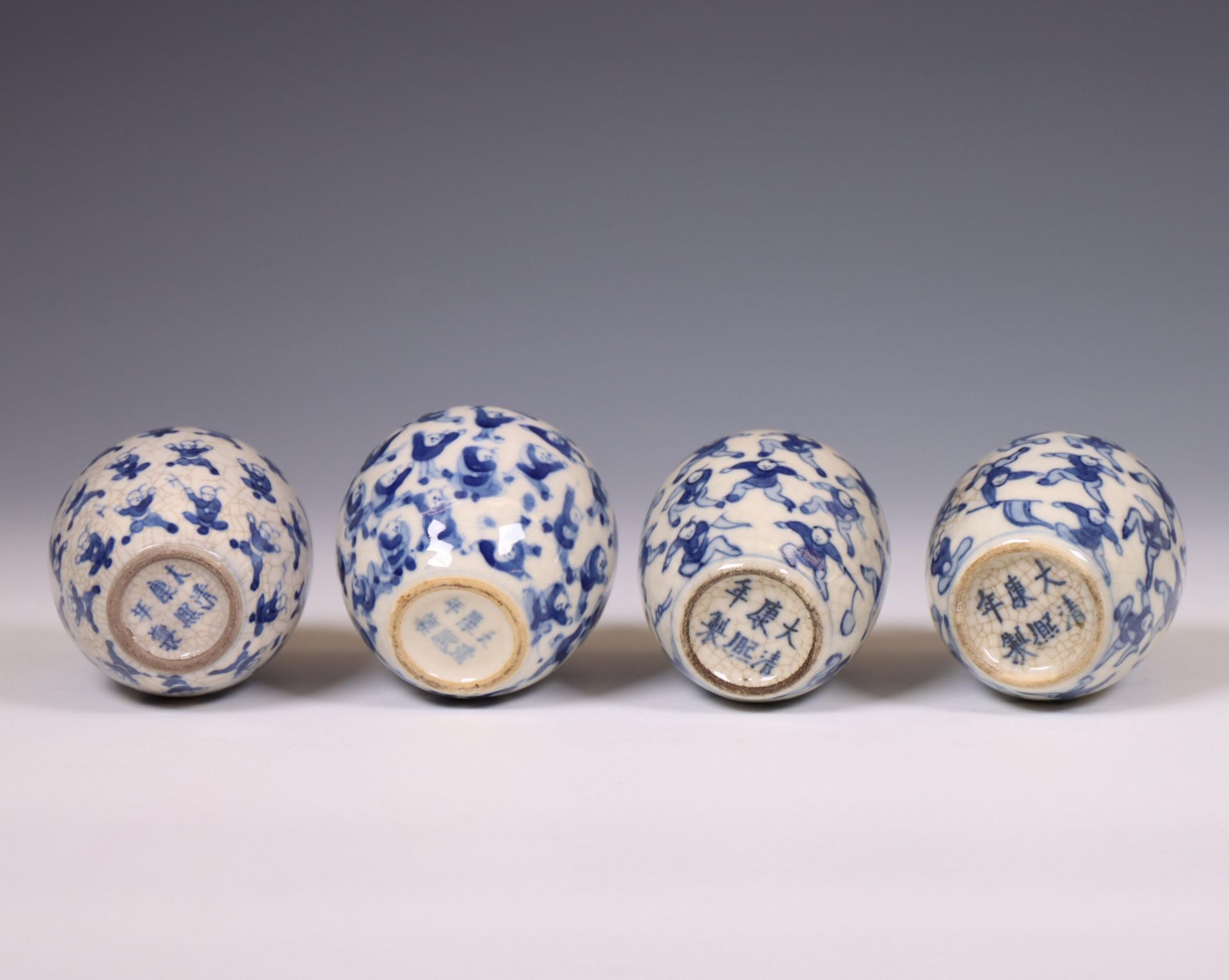 China, four soft paste blue and white 'one hundred boys' jarlets and covers, 19th century, - Bild 9 aus 11