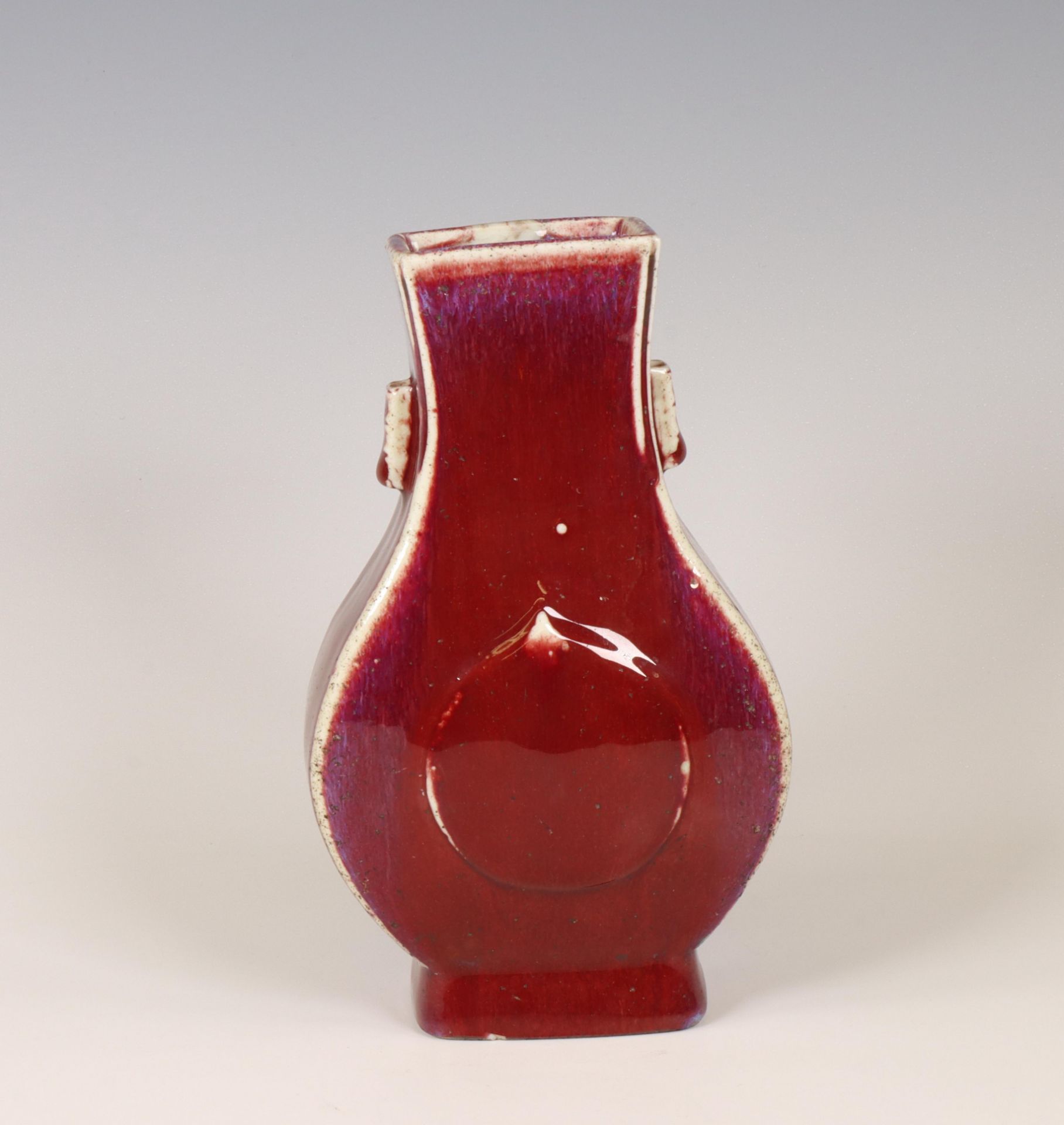 China, a flambé-glazed vase, fanghu, 19th/ 20th century,