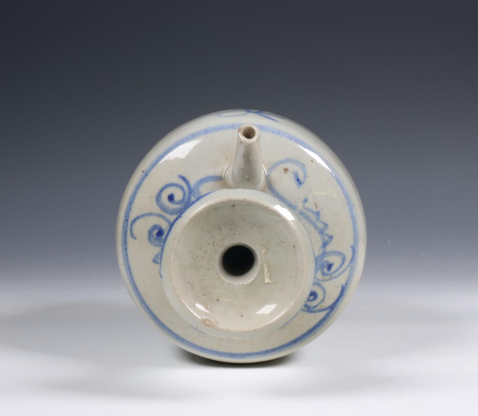 China/ Vietnam, blue and white glazed earthenware water-pot, 20th century, - Bild 4 aus 6