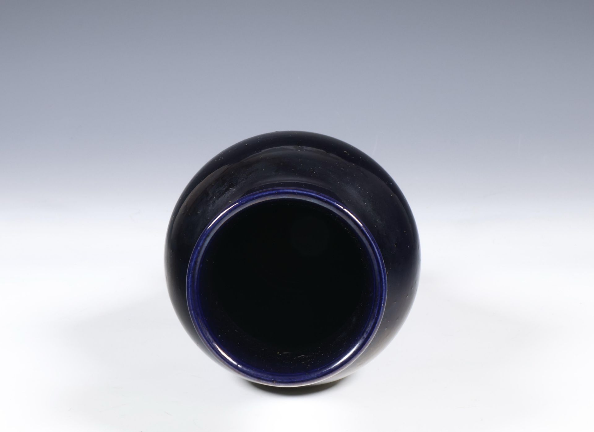 China, purple-glazed porcelain vase, 19th-20th century, - Image 3 of 5