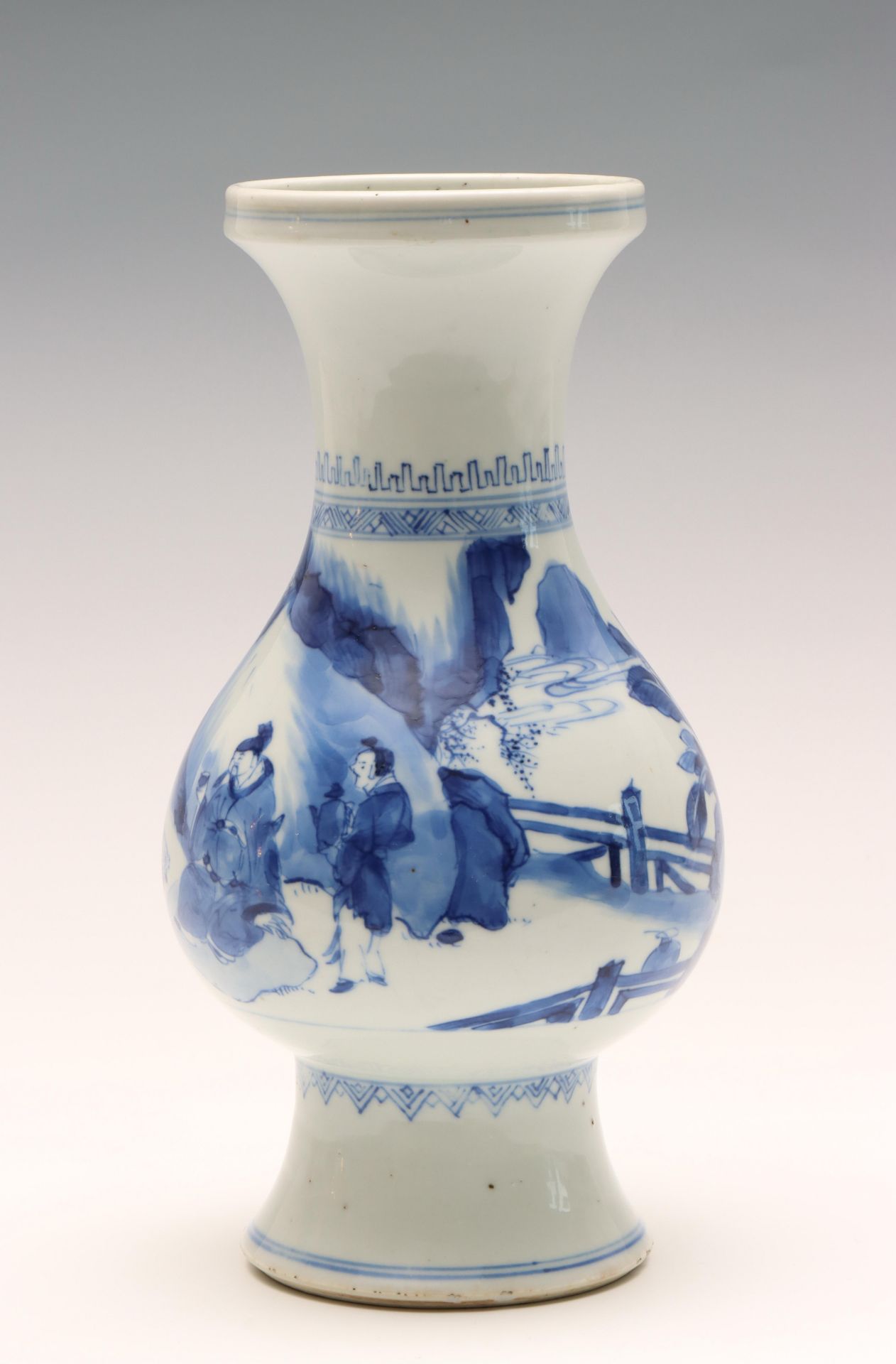 China, blue and white Transitional porcelain 'scholars' vase, mid-17th century, - Bild 14 aus 16