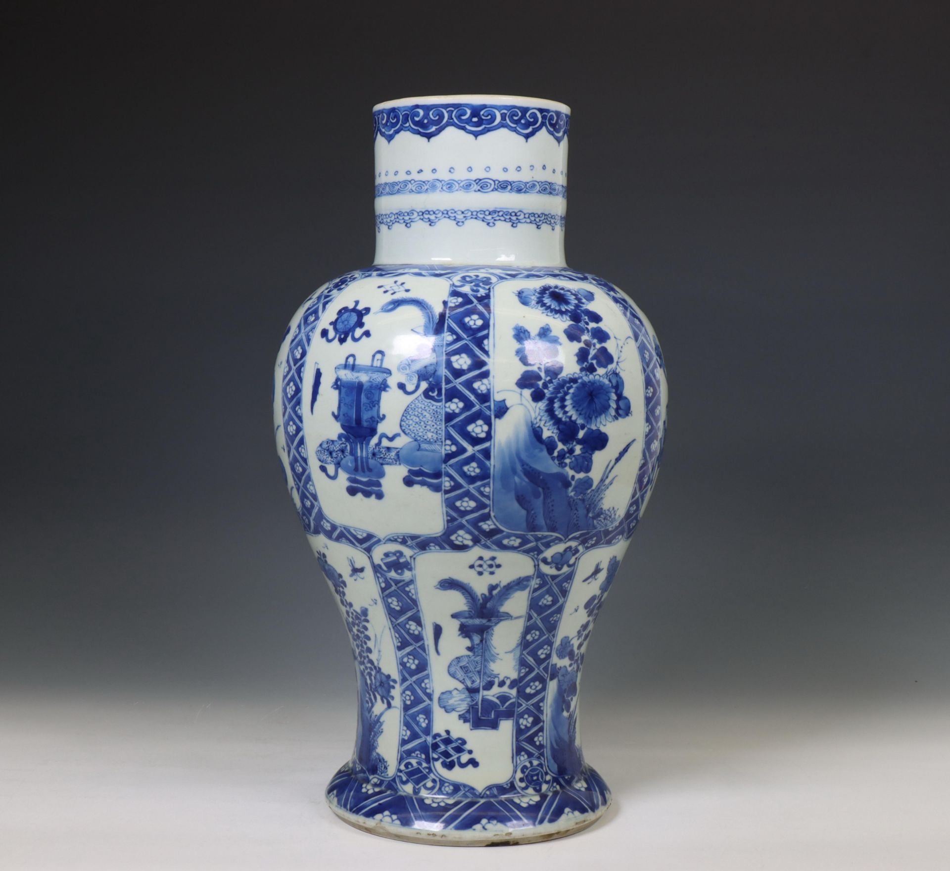 China, a blue and white porcelain baluster vase, 18th century, - Bild 3 aus 3