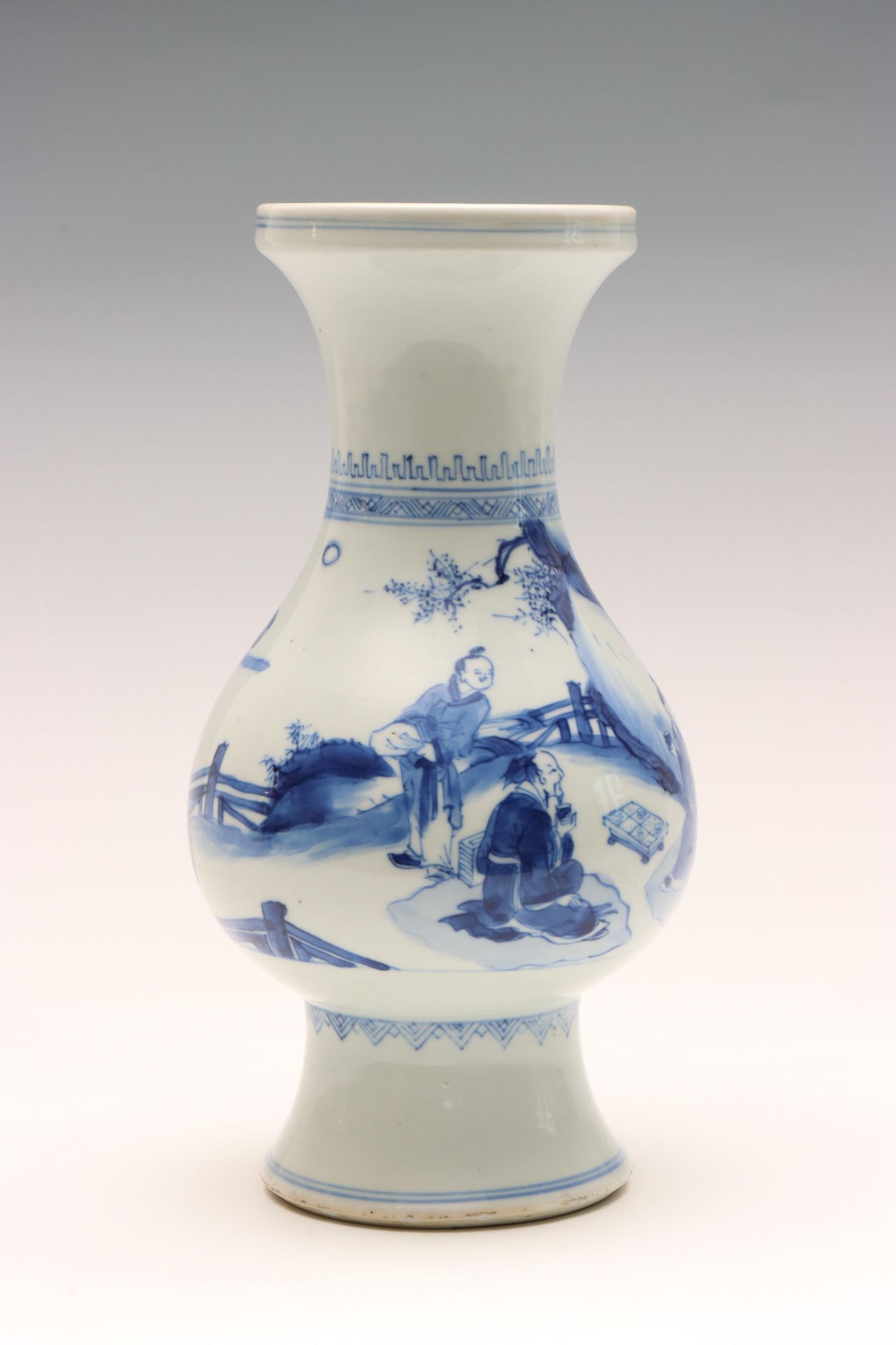 China, blue and white Transitional porcelain 'scholars' vase, mid-17th century, - Image 7 of 16