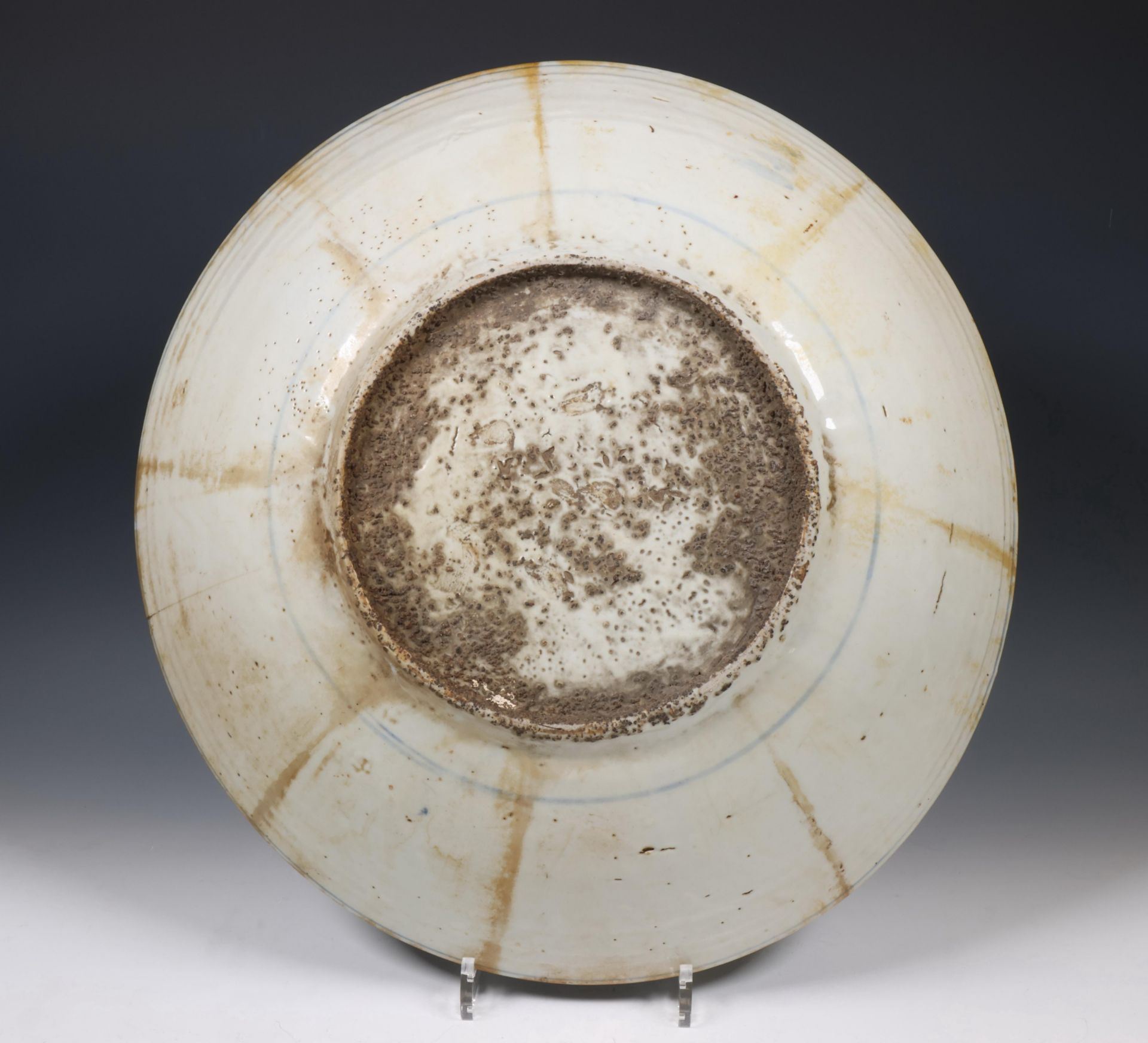 China, blue and white Swatow charger, 17th century, - Image 2 of 4