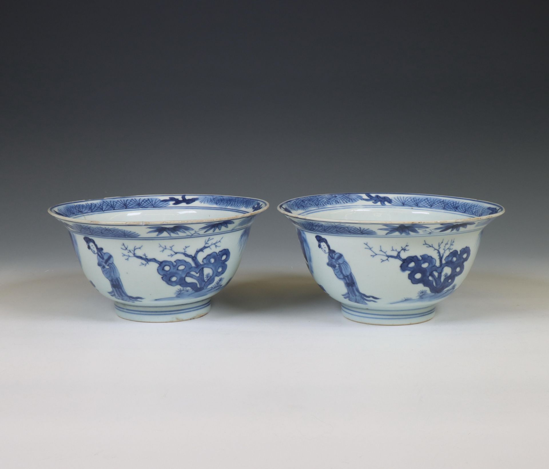 China, pair of blue and white porcelain bowls, Kangxi six-character marks and of the period (1662-17 - Image 6 of 6