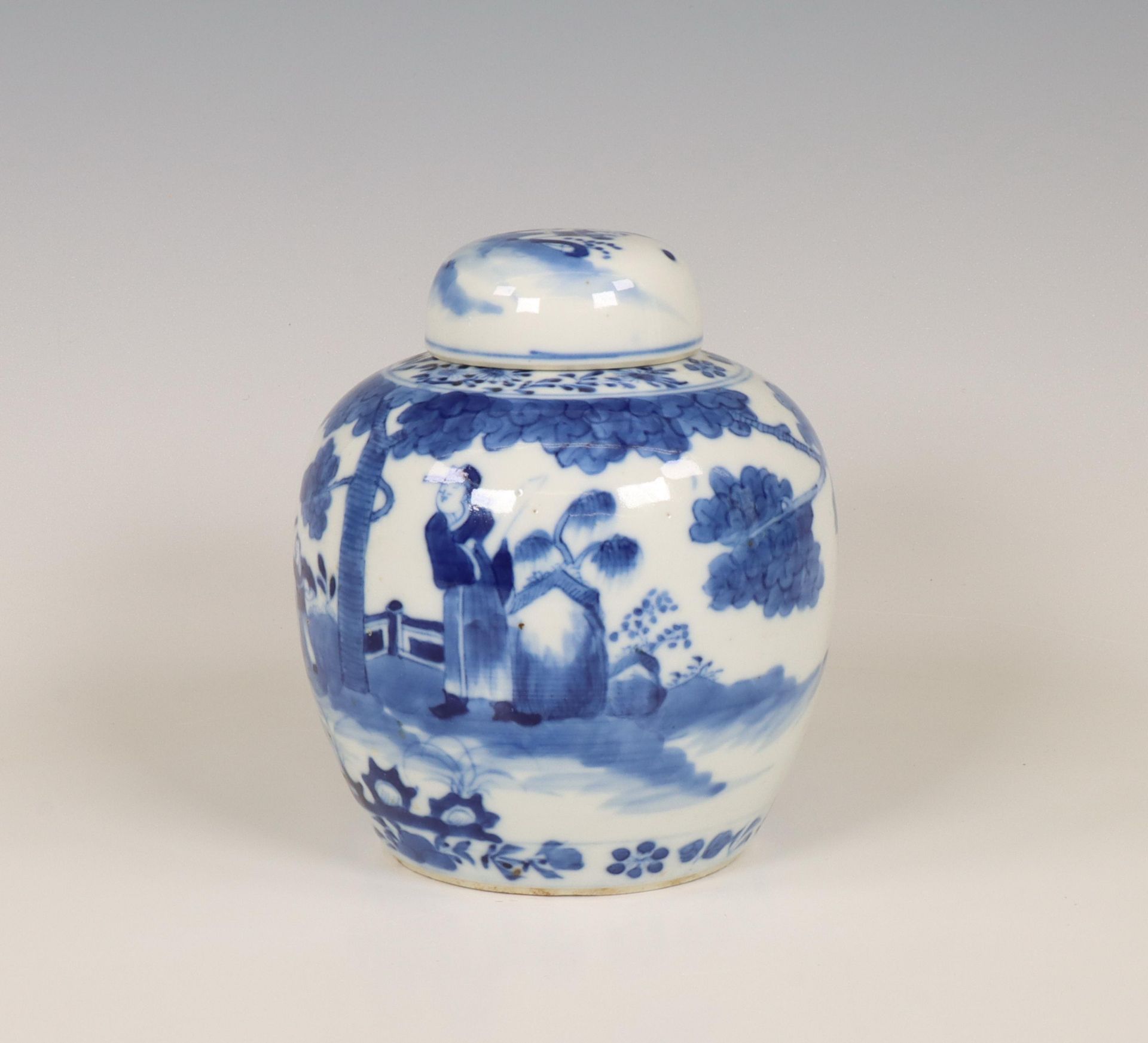 China, blue and white porcelain ginger jar and cover, 18th century, - Bild 5 aus 5