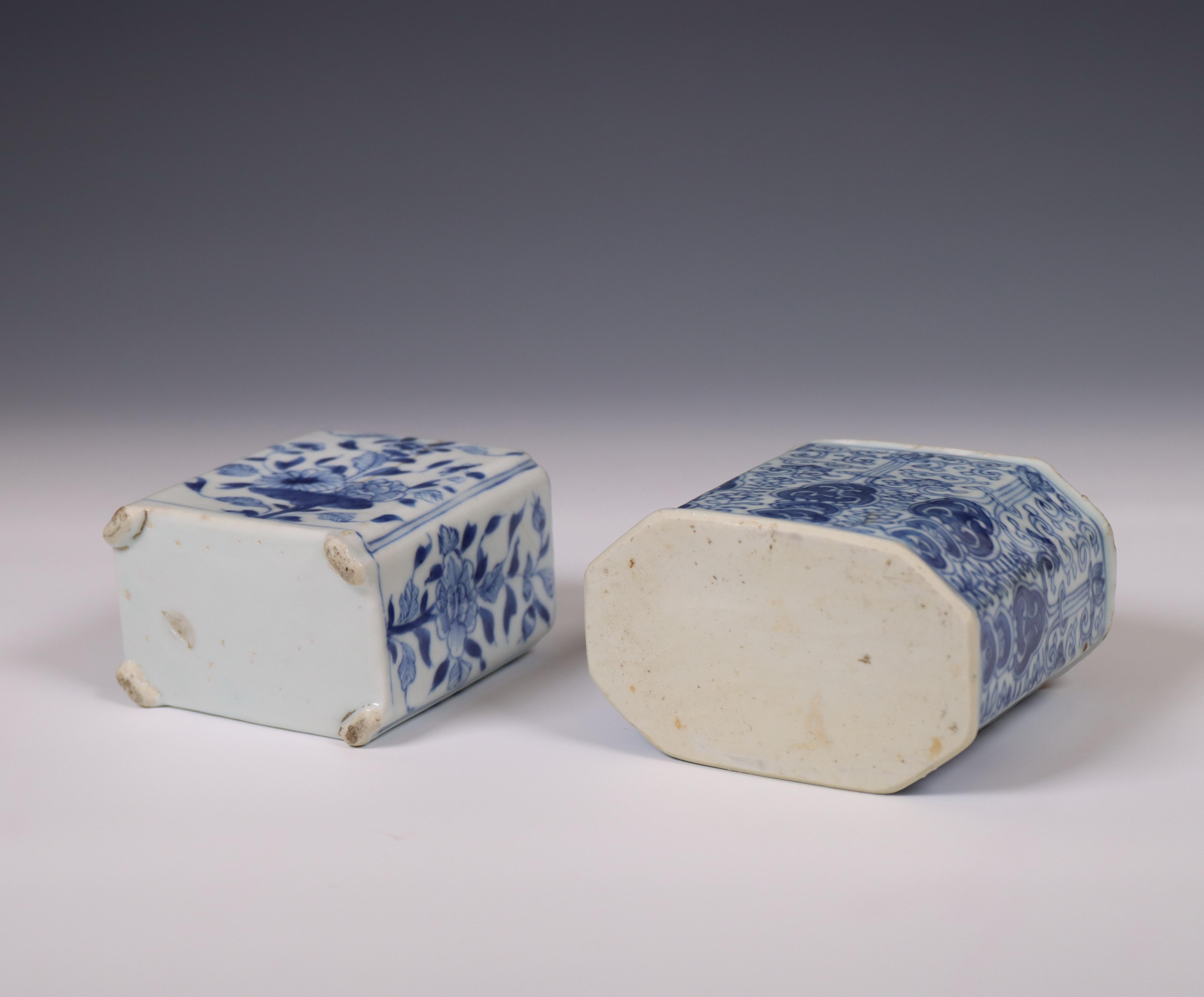 China, two blue and white porcelain tea-caddies, 18th century, - Image 3 of 4