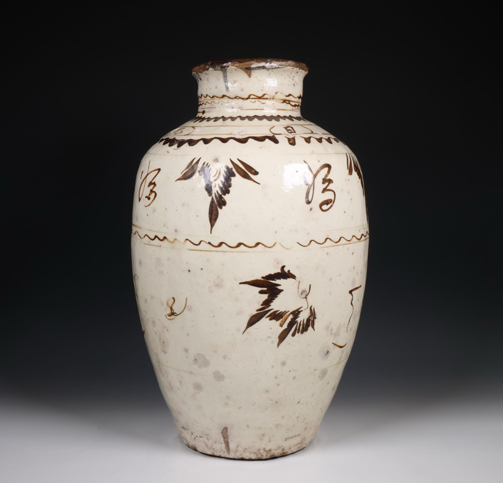 China, Cizhou large storage jar, Ming dynasty (1368-1644), - Bild 3 aus 6