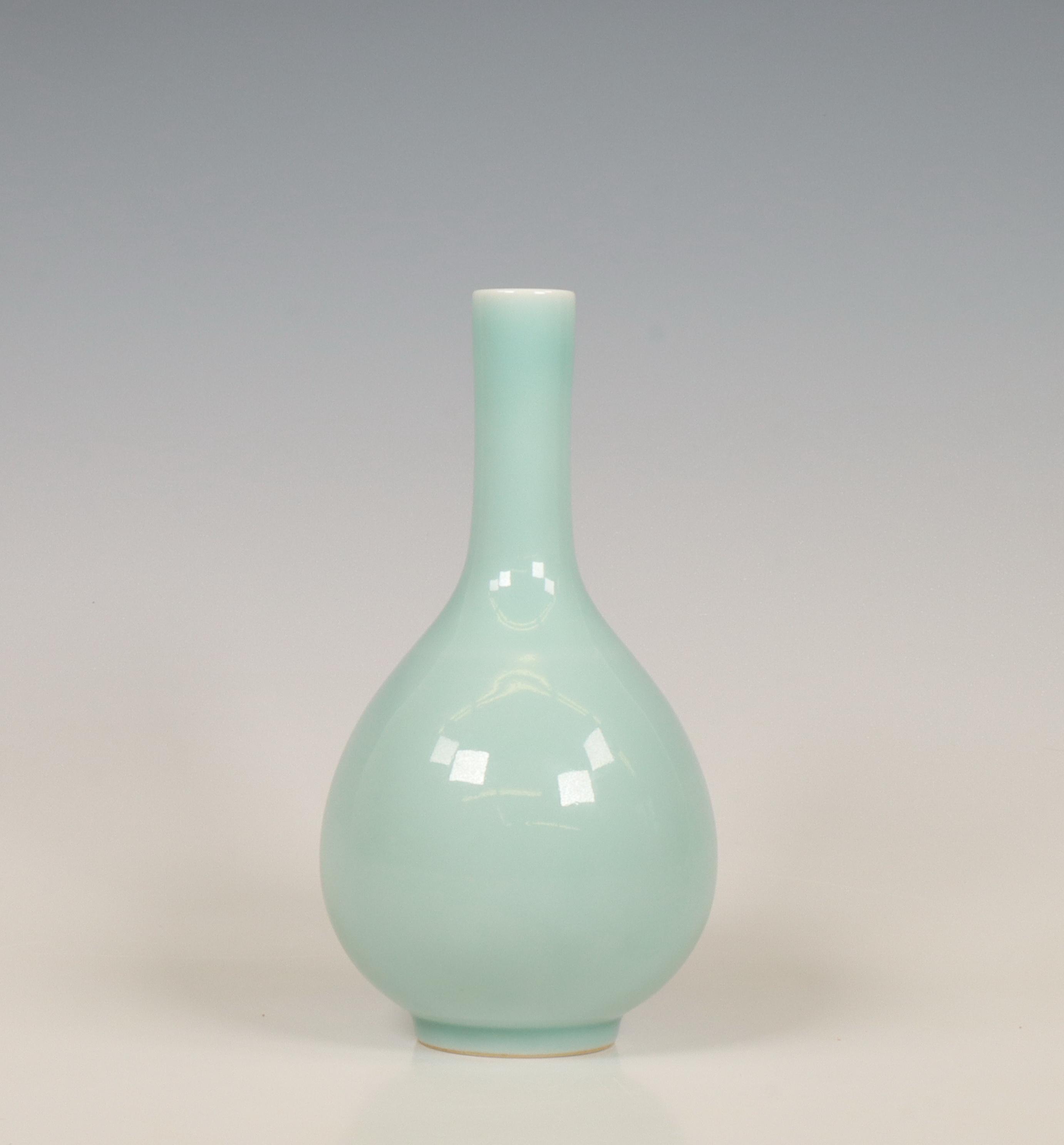 China, claire-de-lune-glazed bottle vase, 20th century,