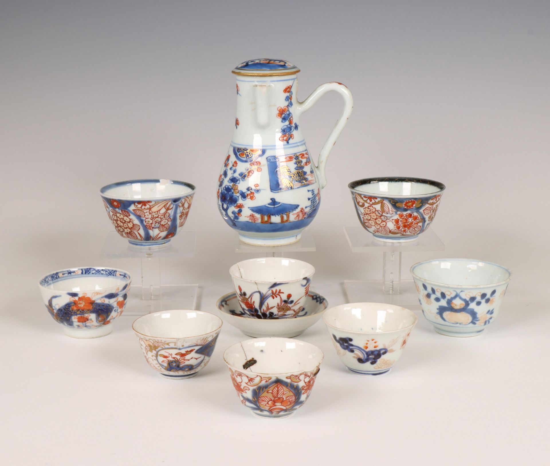 China and Japan, small collection of Imari porcelain, 18th century, - Bild 3 aus 3