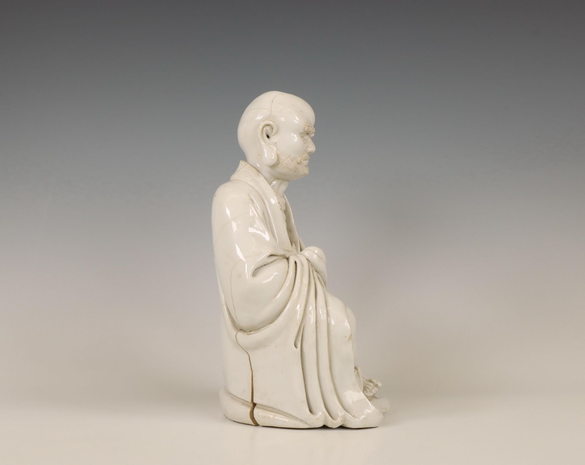 China, Dehua porcelain figure of Damo, late Qing dynasty (1644-1912), - Bild 5 aus 5