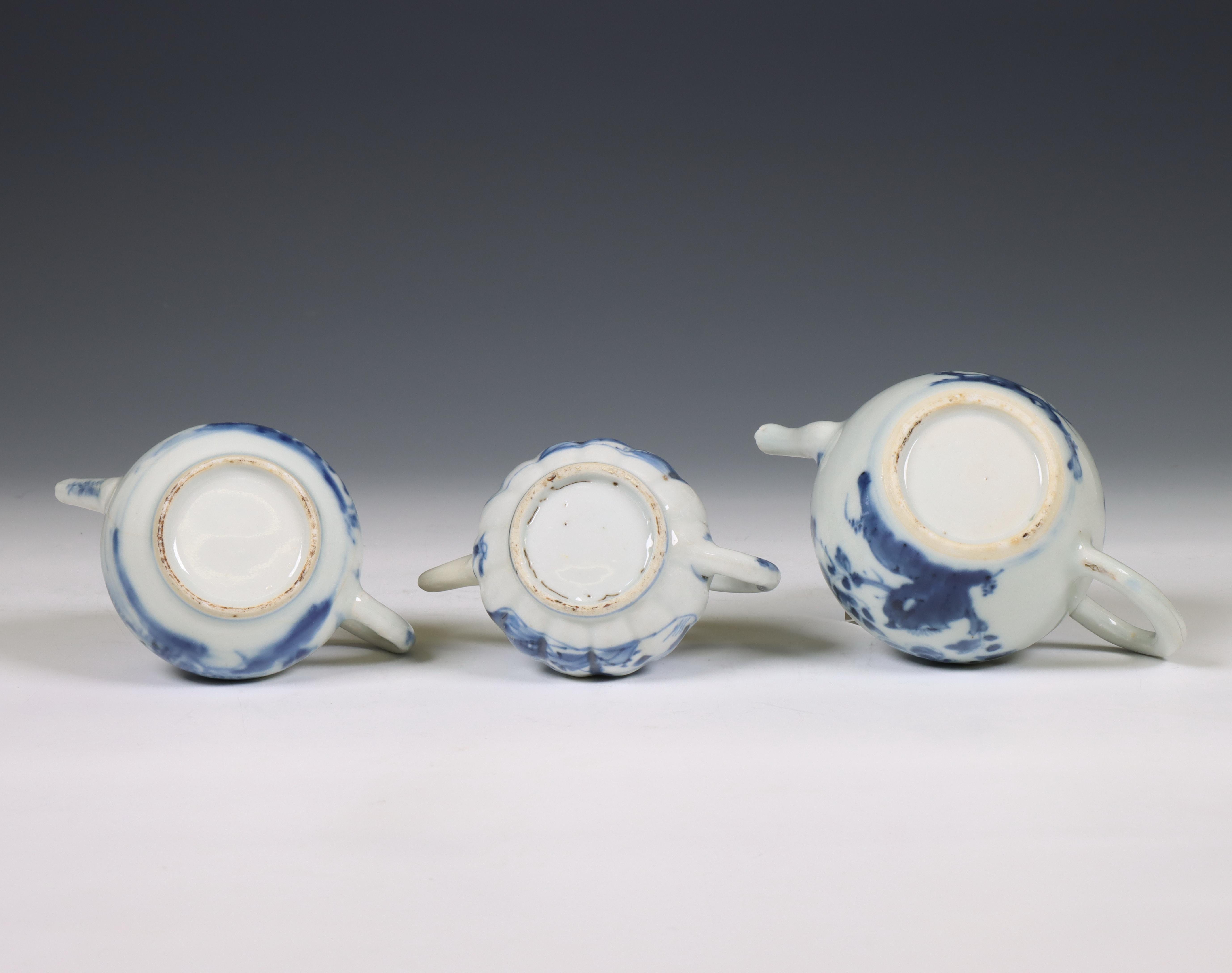 China, three blue and white porcelain teapots, 18th century, - Image 5 of 6