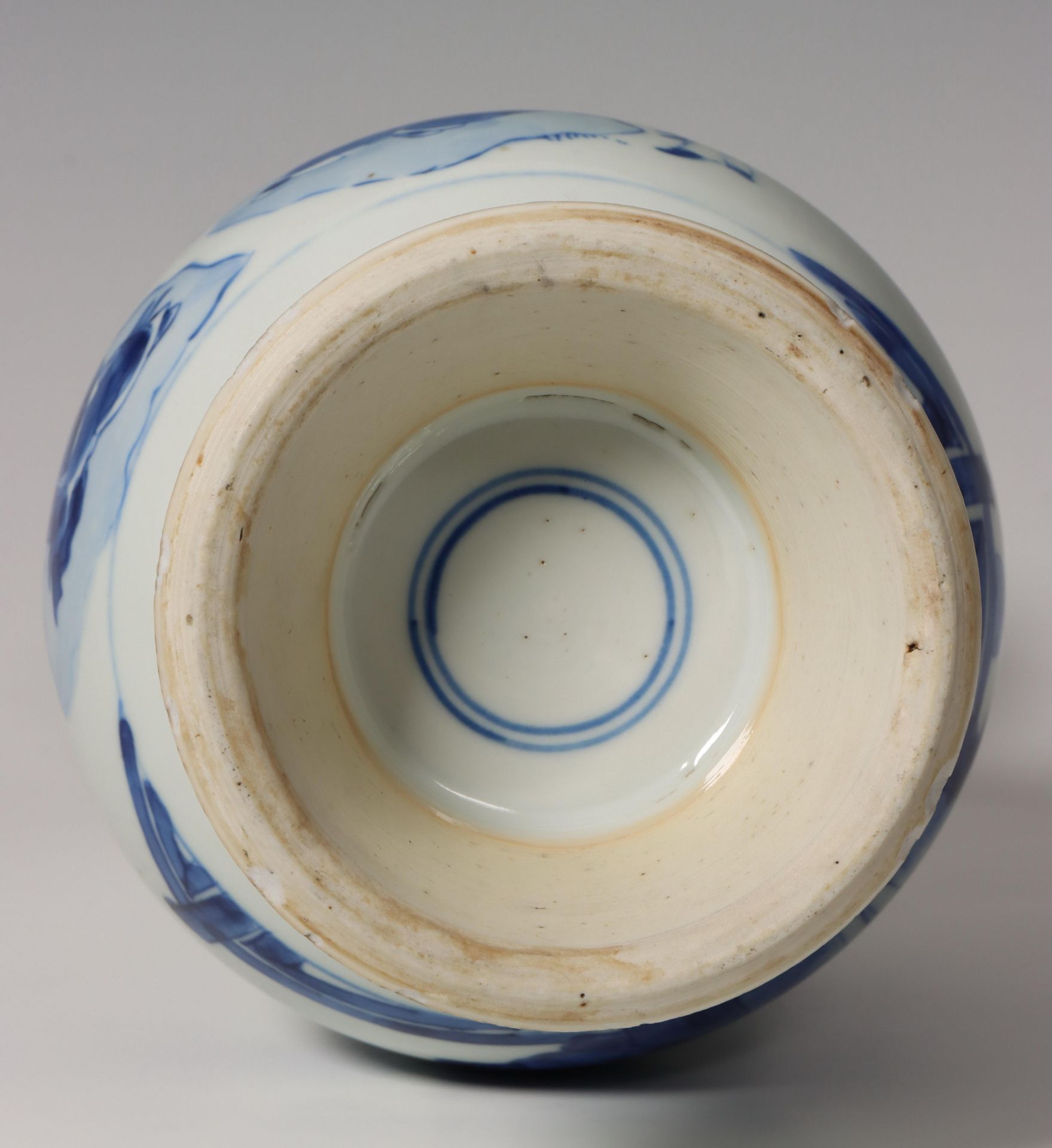 China, blue and white Transitional porcelain 'scholars' vase, mid-17th century, - Bild 12 aus 16