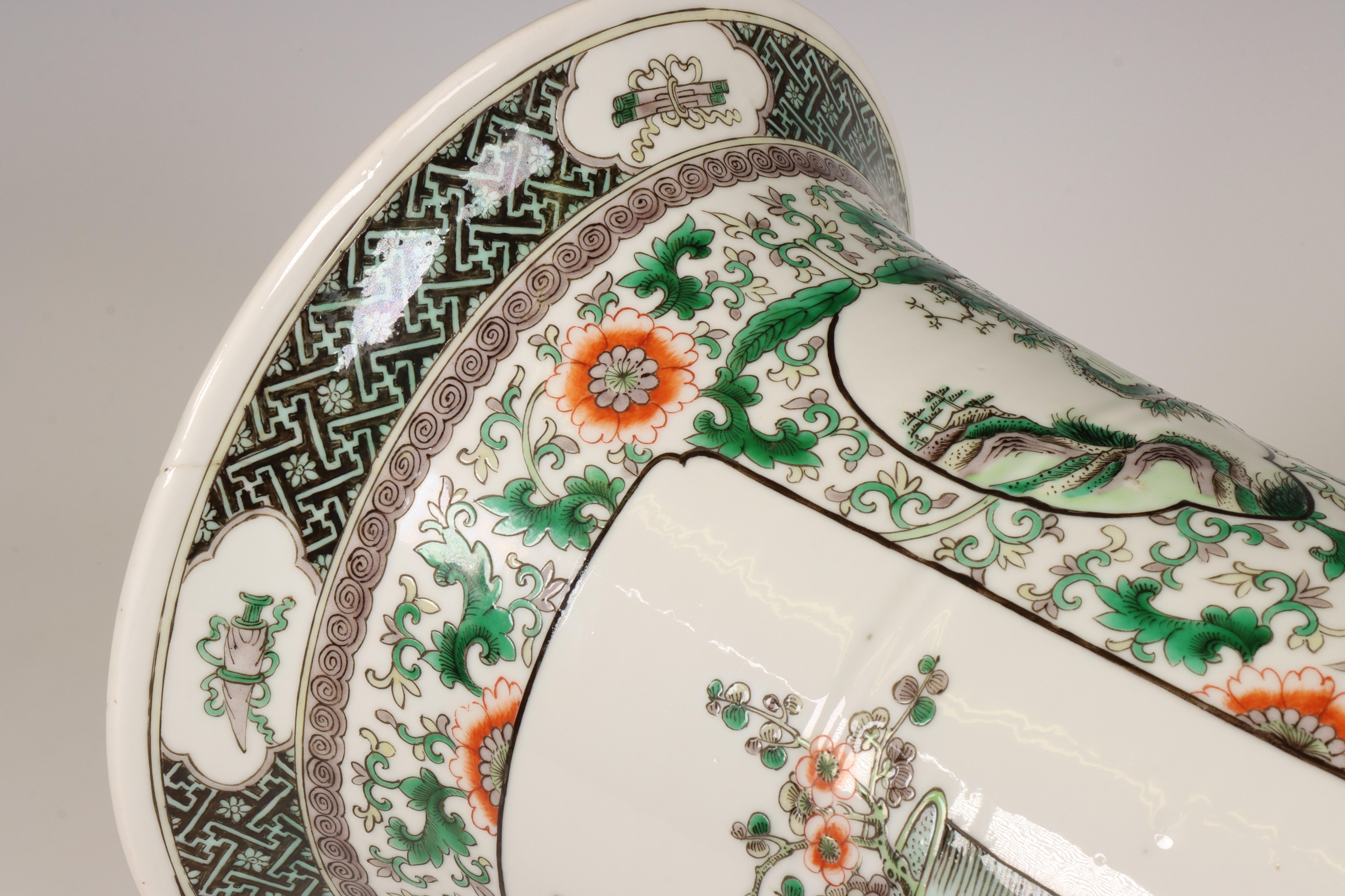 China, famille verte porcelain cylindrical vase, modern, - Image 2 of 3