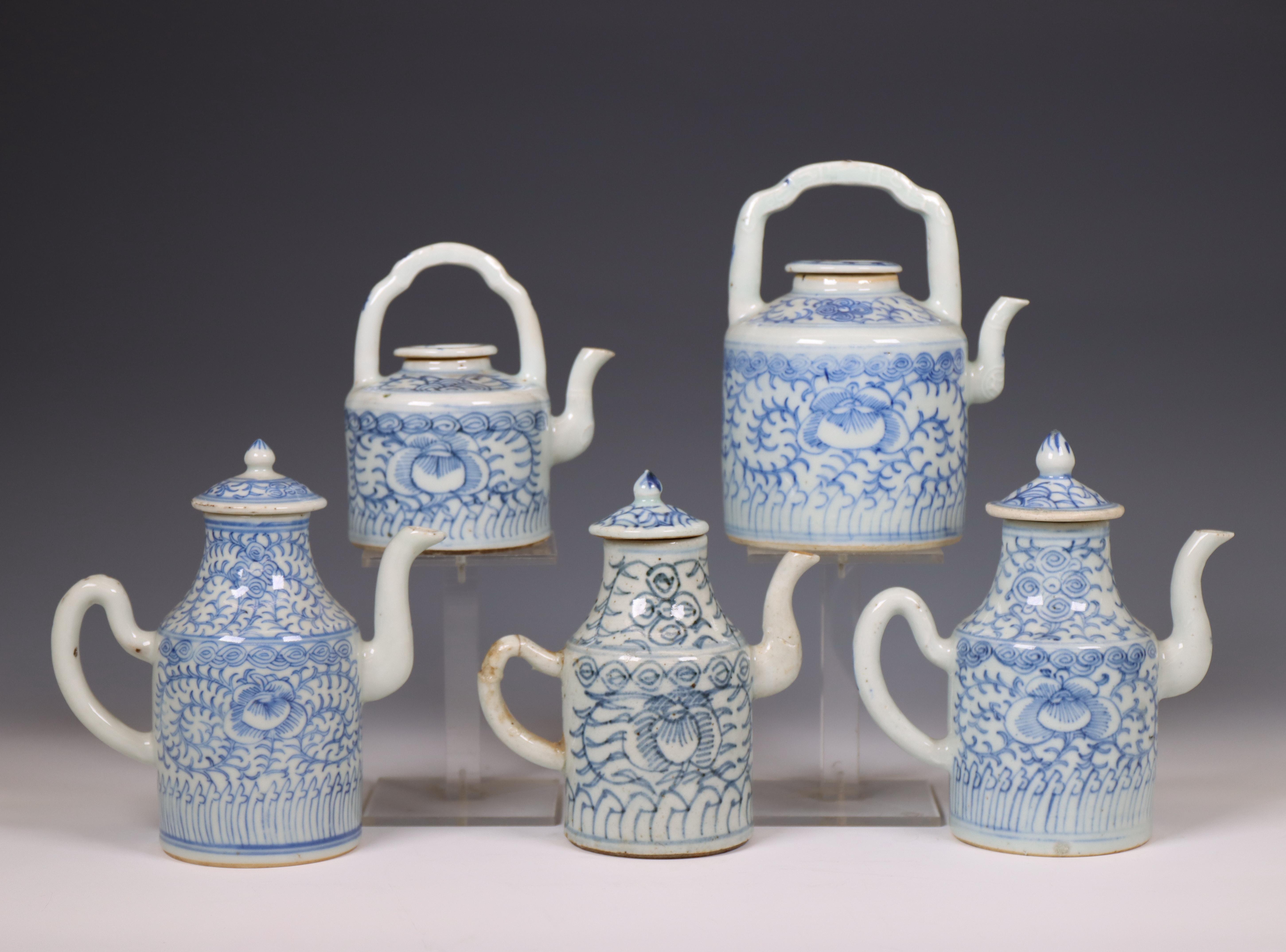 China, a collection of five blue and white porcelain teapots and milk-jugs and covers, 20th century, - Image 2 of 4