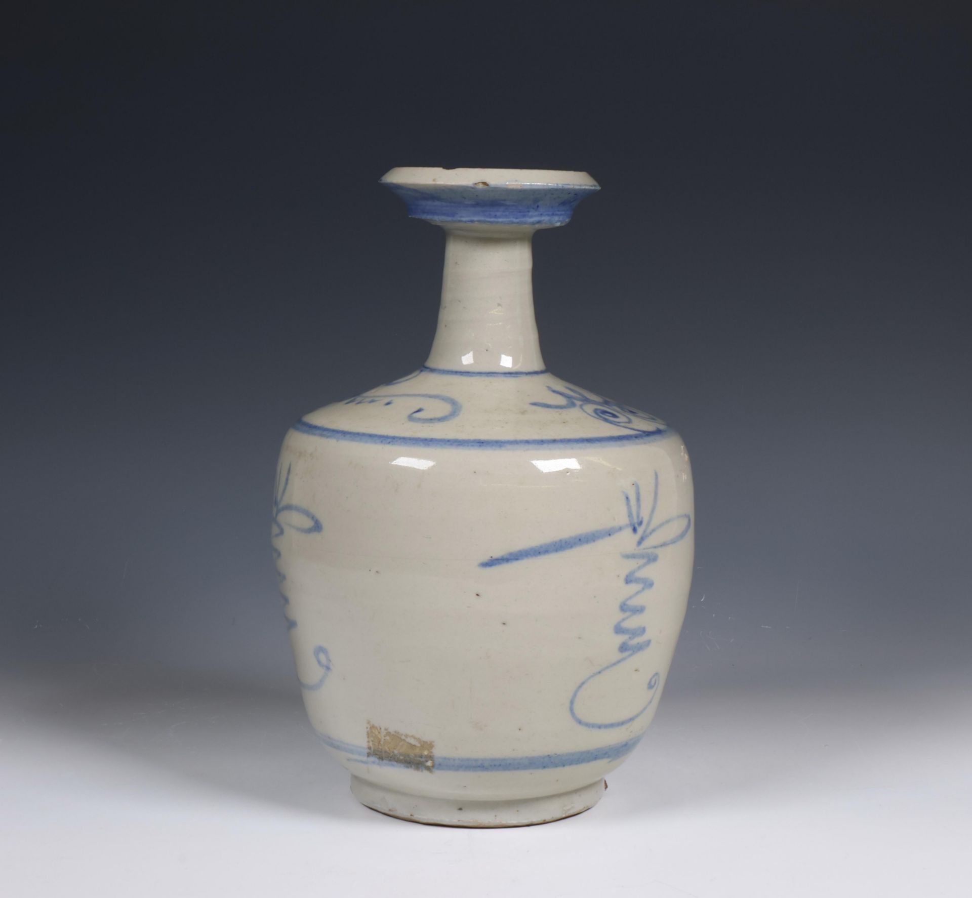 China/ Vietnam, blue and white glazed earthenware water-pot, 20th century, - Bild 6 aus 6